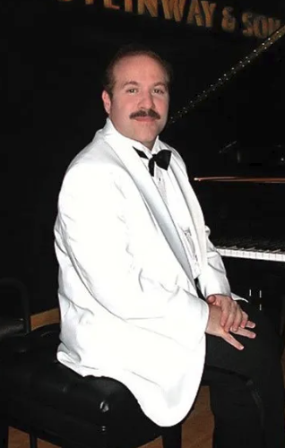 Thomas Tirino