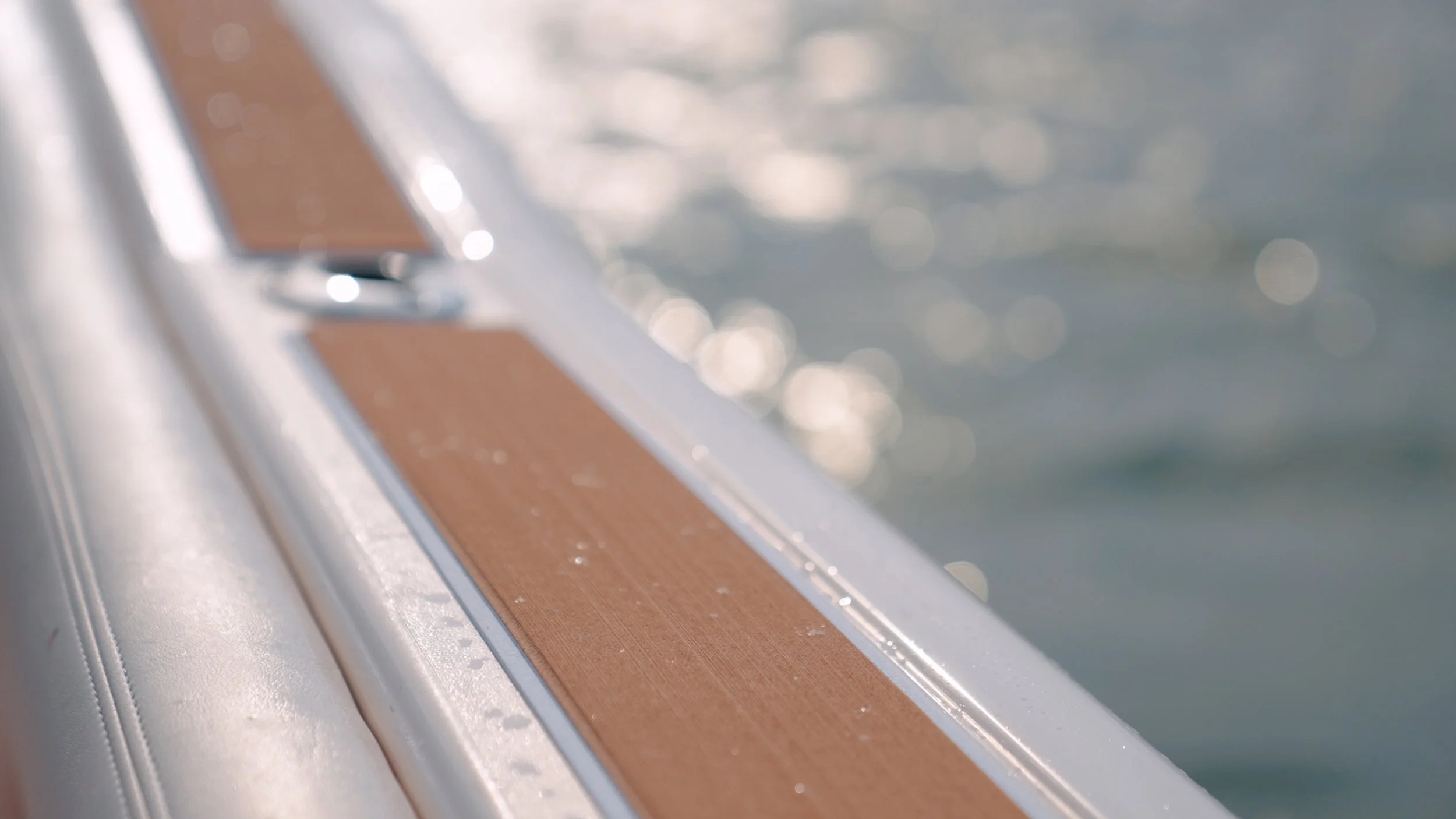 NAUTEVA MARINE FLOORING GUNNELS CLOSE UP IMAGE