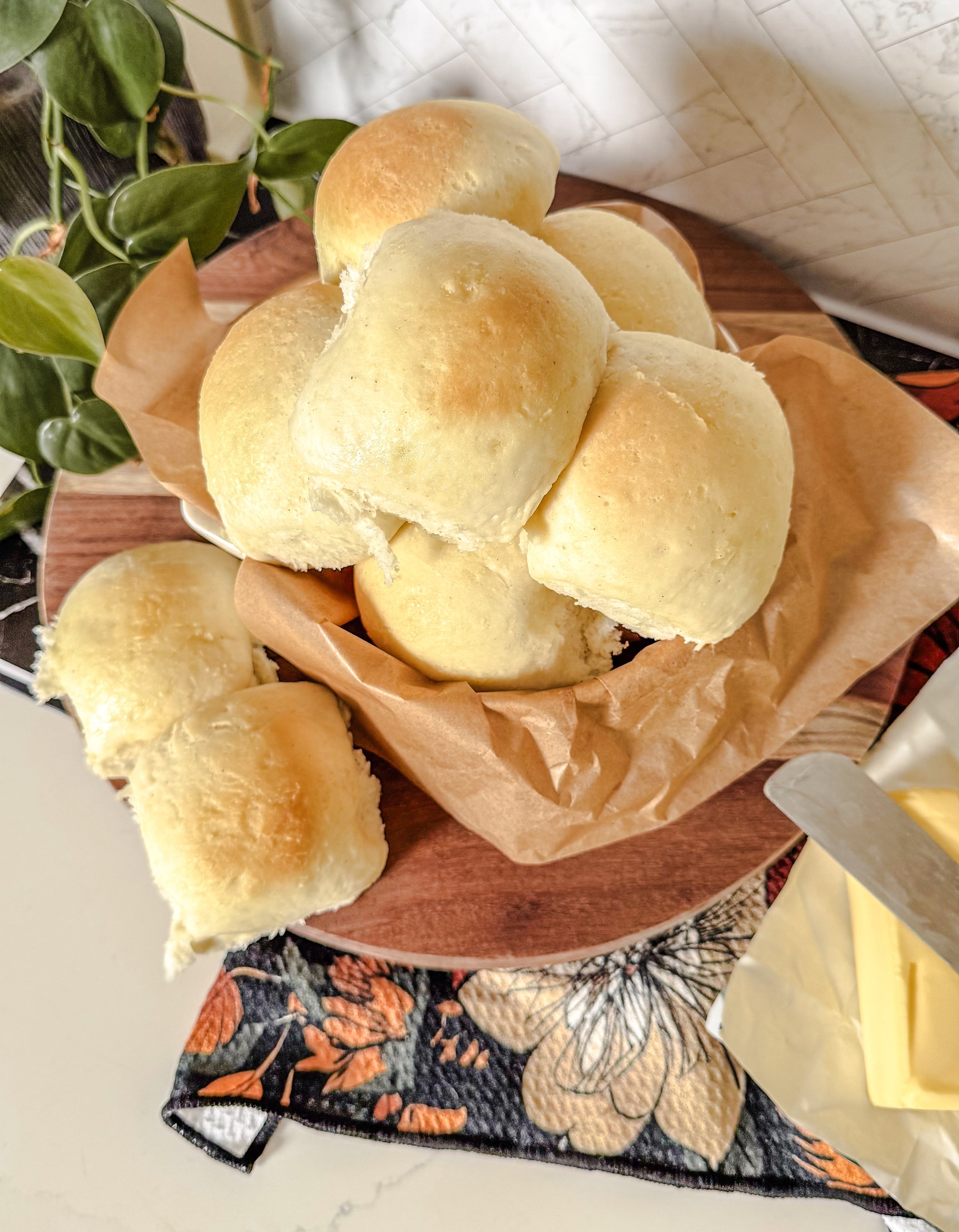 Yeasted Dinner Rolls