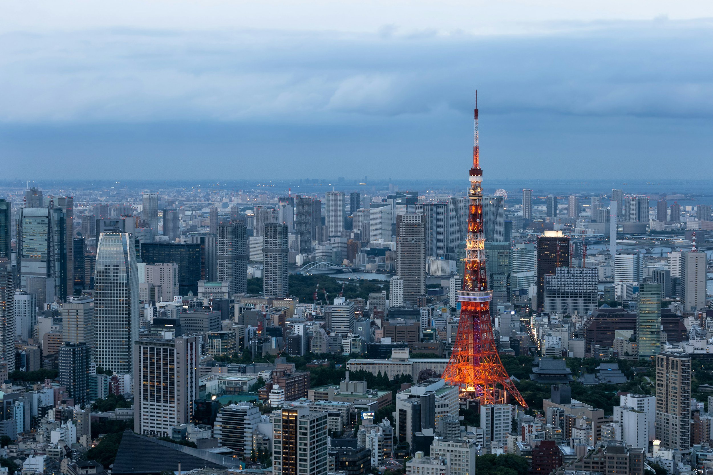 Tokyo, Japan · 35.7°N / 139.7°E