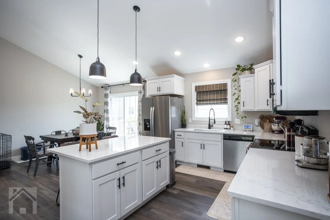 Kitchen & Dining Room