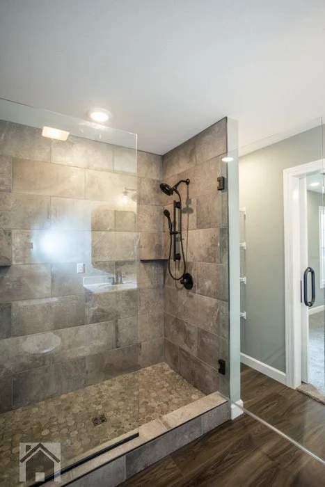 Master Bath 3 (2).jpg