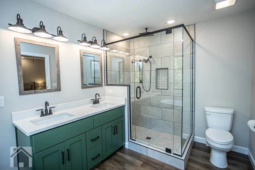 Master Bath 5 (1).jpg