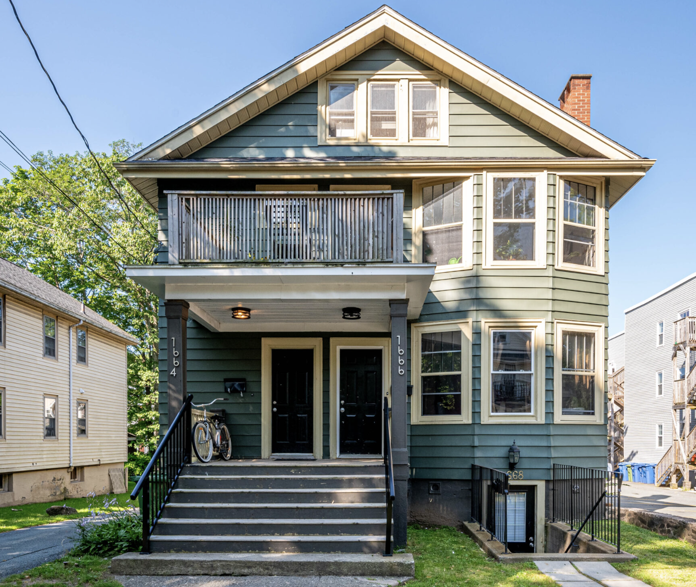 Green Larch Outside 2.png