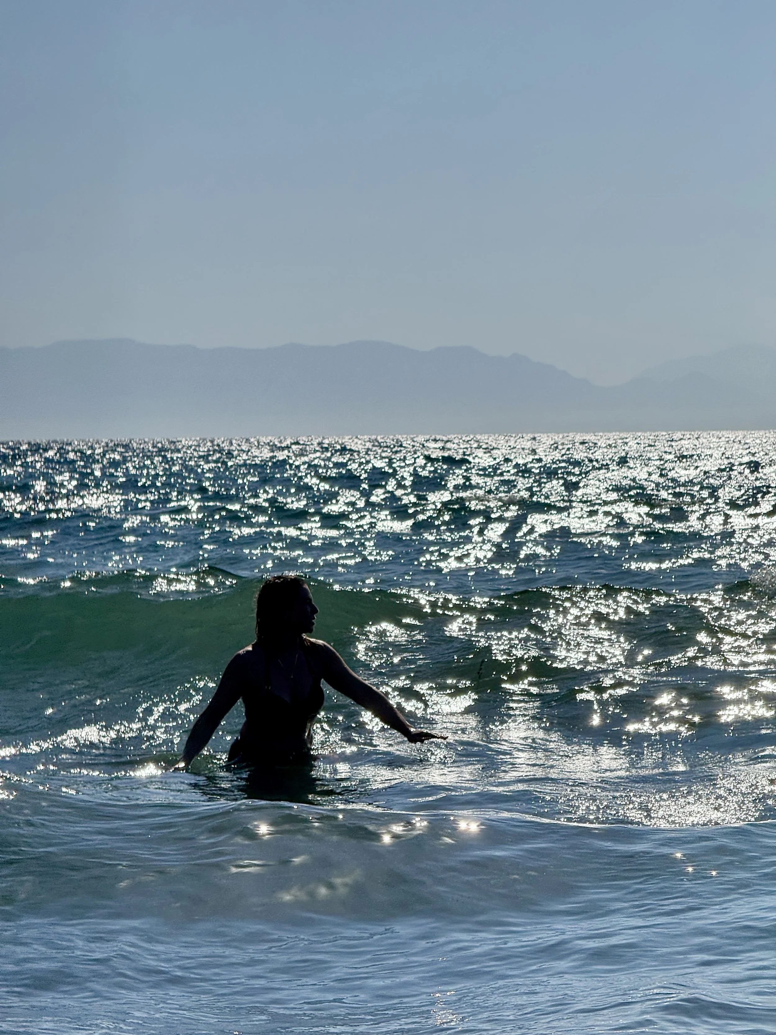 Private coastal swim during a luxury travel experience in Türkiye