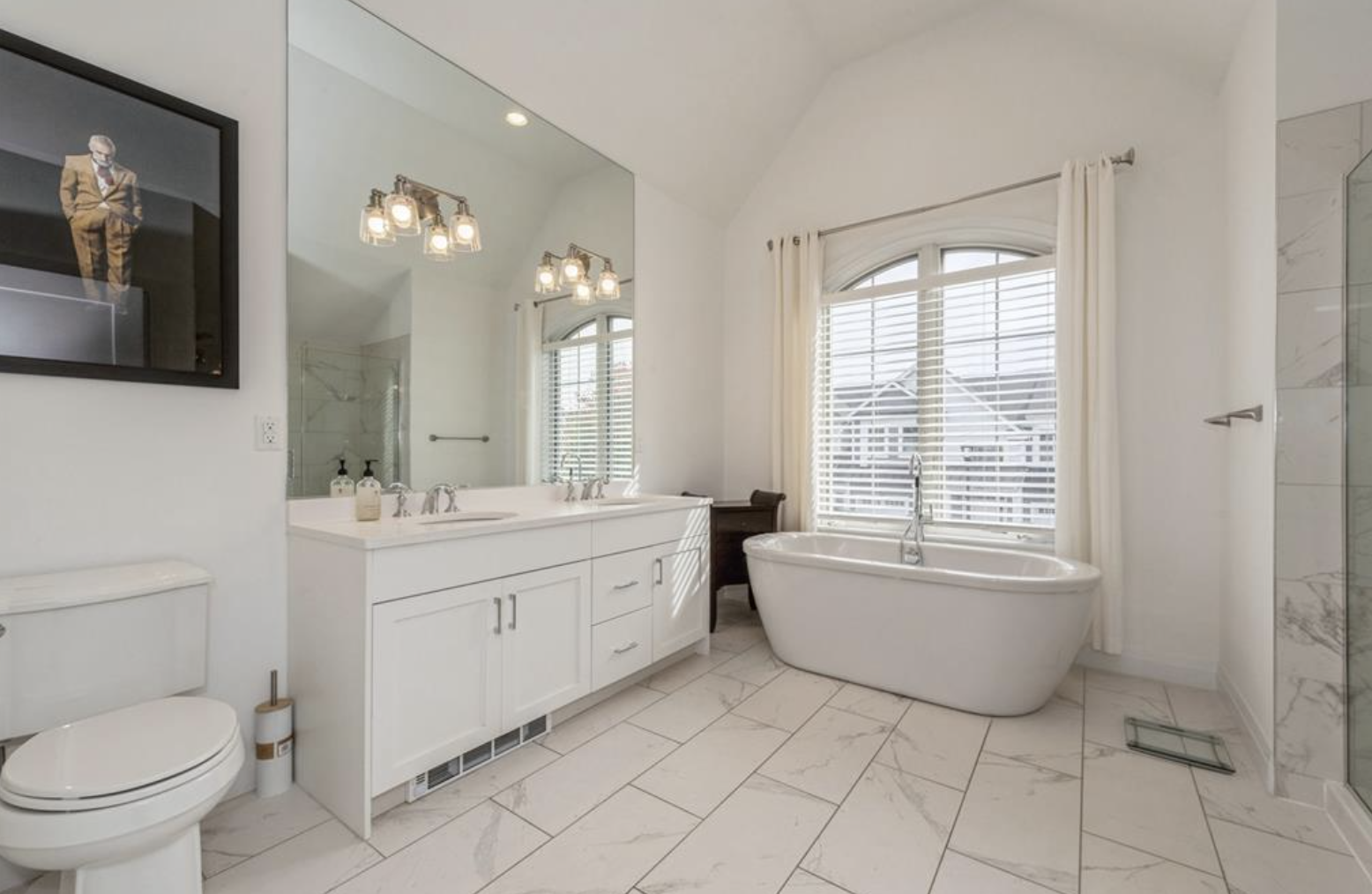 primary bathroom with large tub, 40204 Silver Birch Lane, Patchogue, NY 