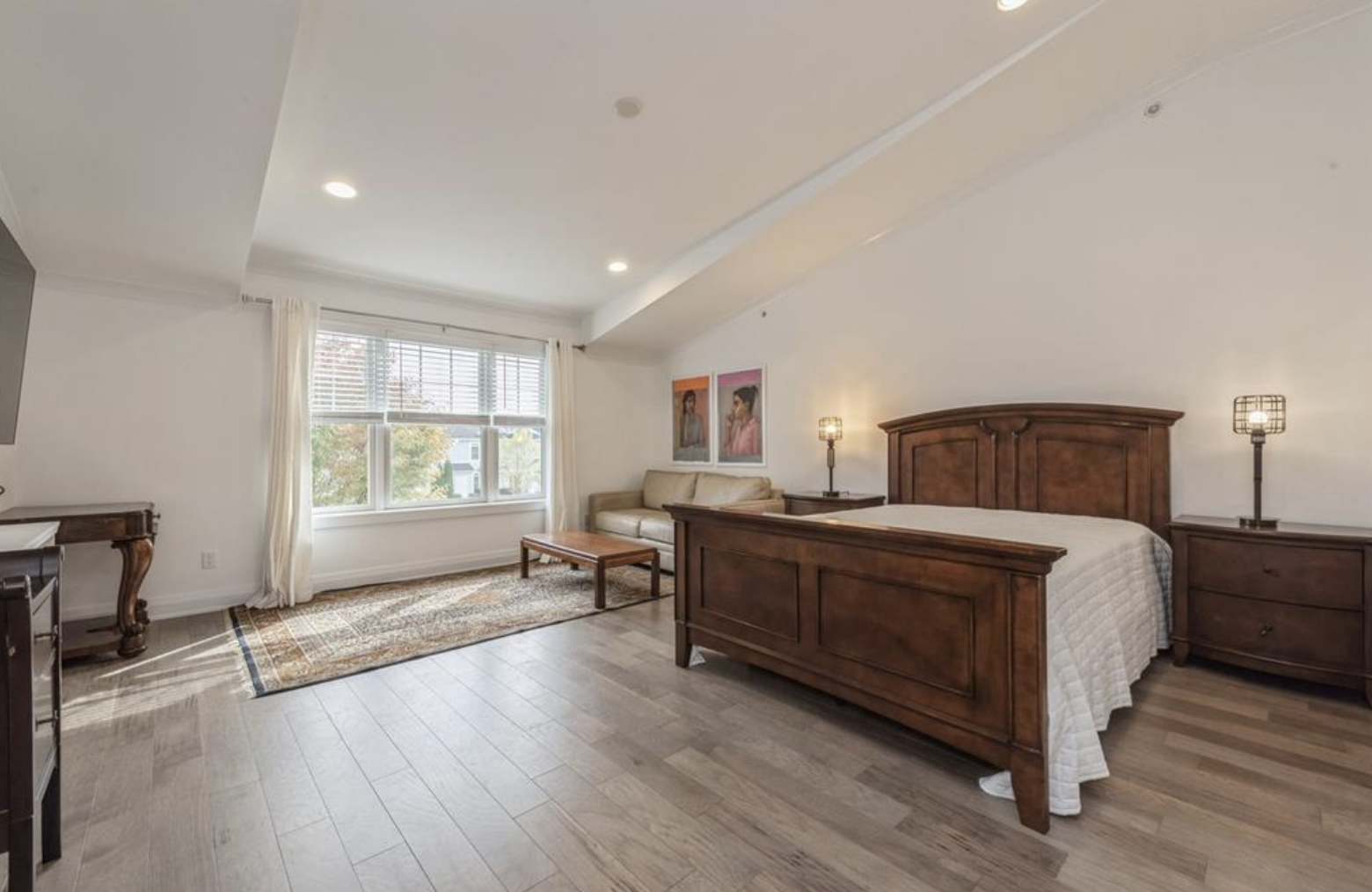 primary bedroom with tall ceilings, 40204 Silver Birch Lane, Patchogue, NY 