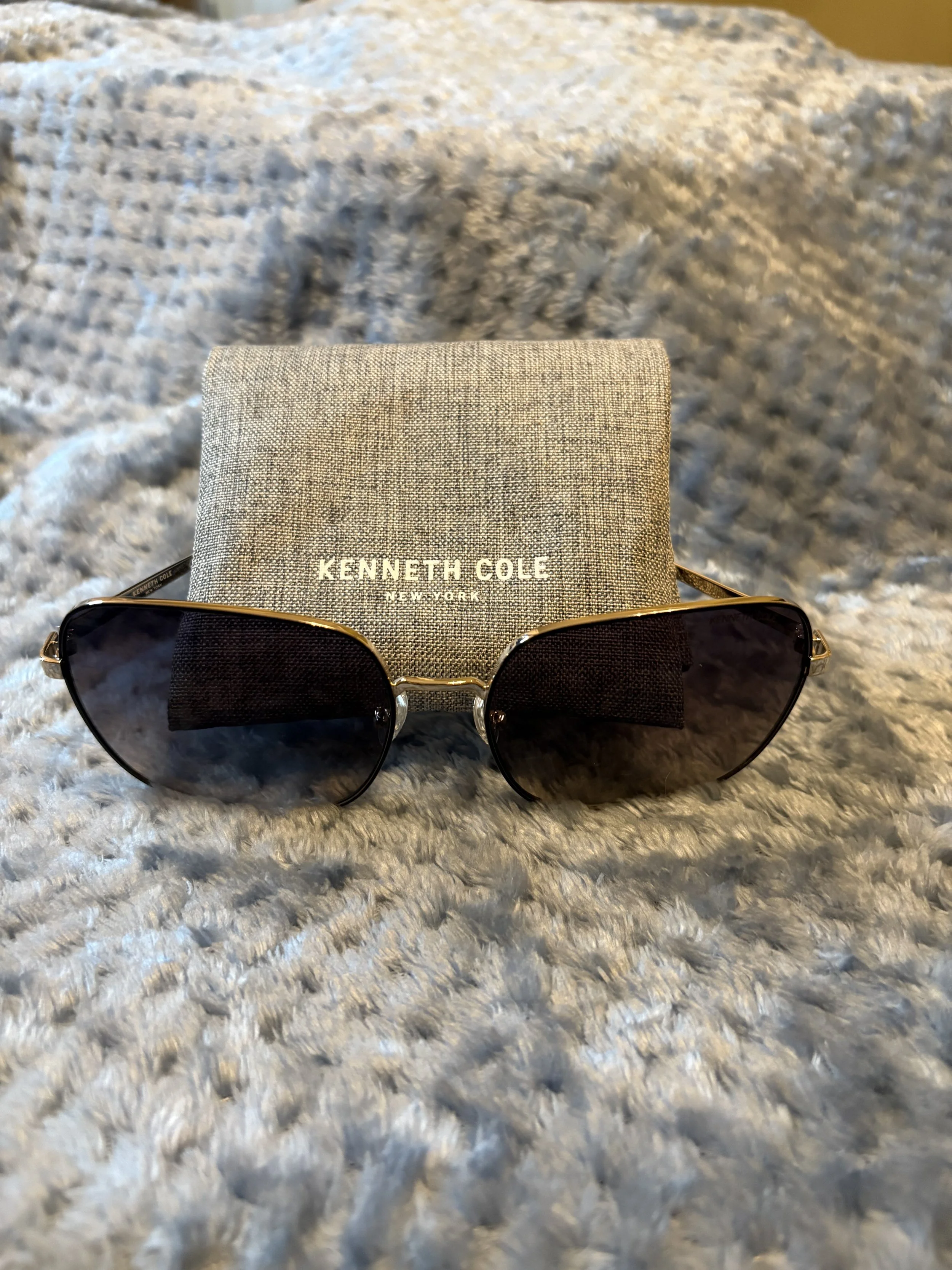 Kenneth Cole Classic Aviator Sunglasses