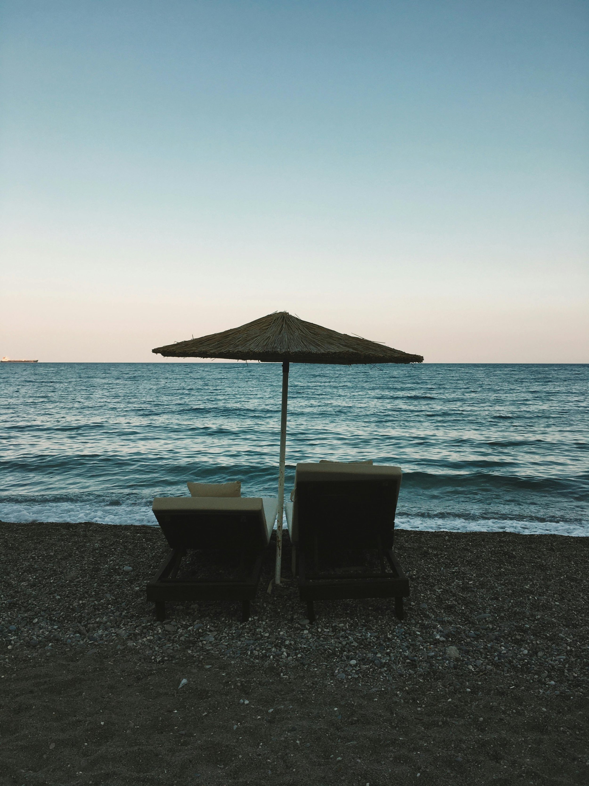 8 Signs It Might Be Time to Talk to a Therapist in Miami 