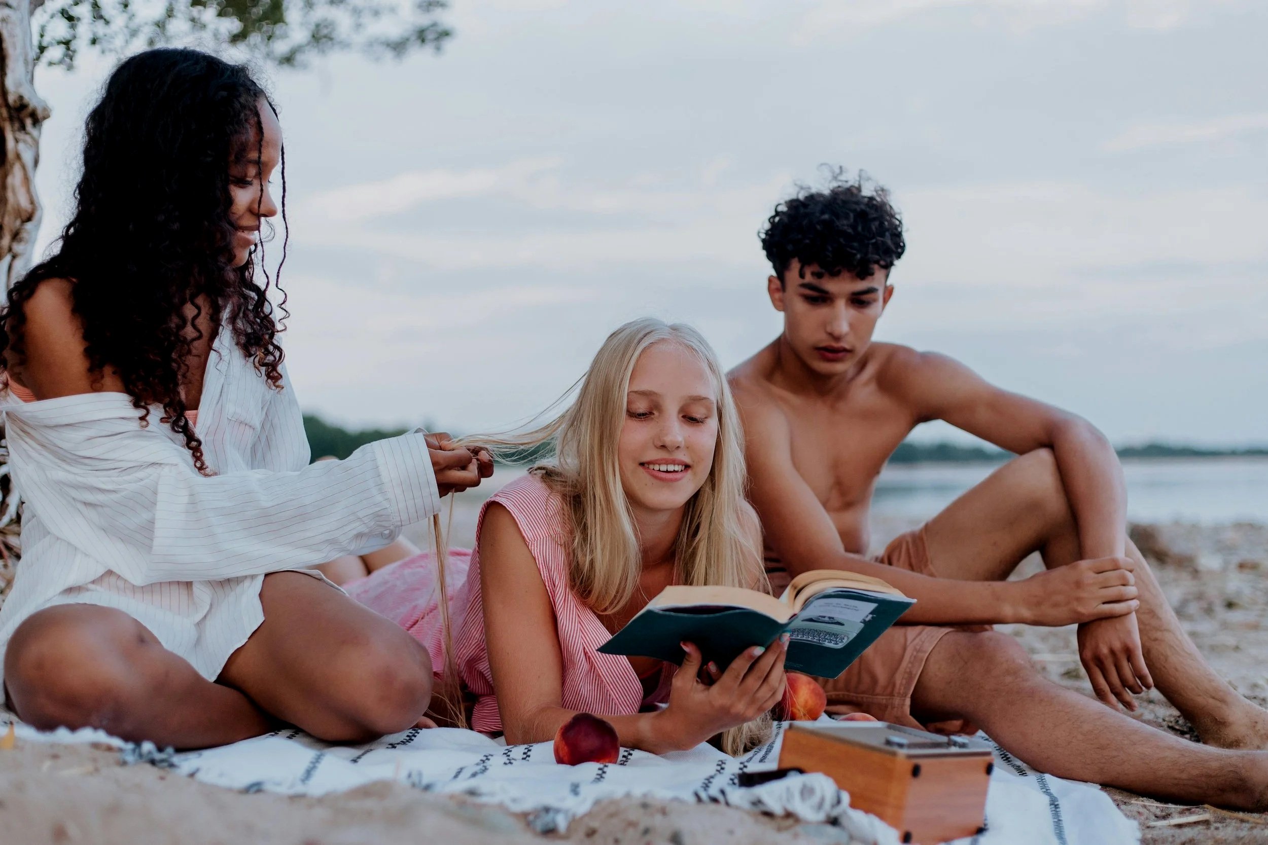 Therapy for Teens in Miami: When Parents Should Consider Extra Support