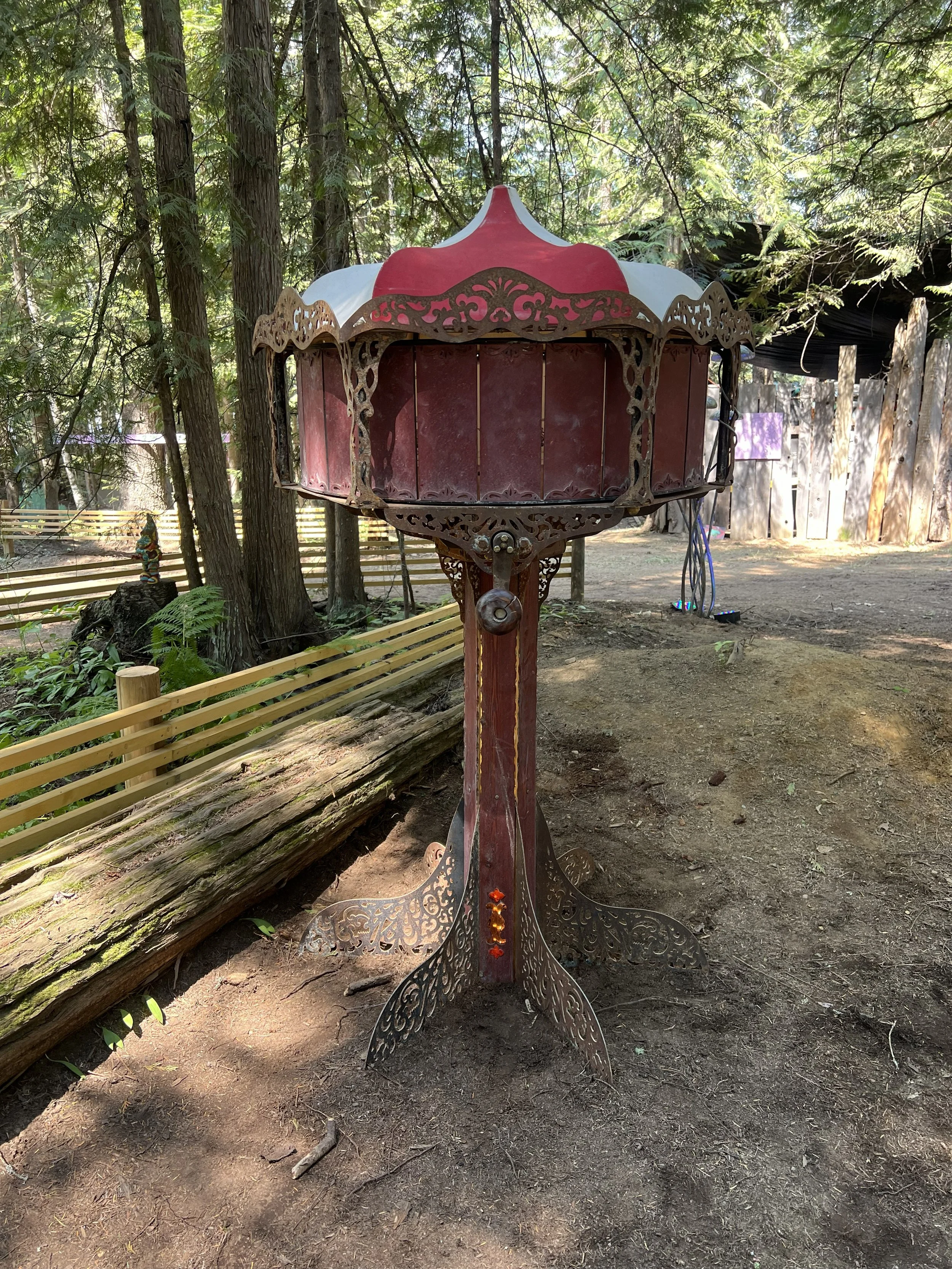 zoetrope day time.jpg