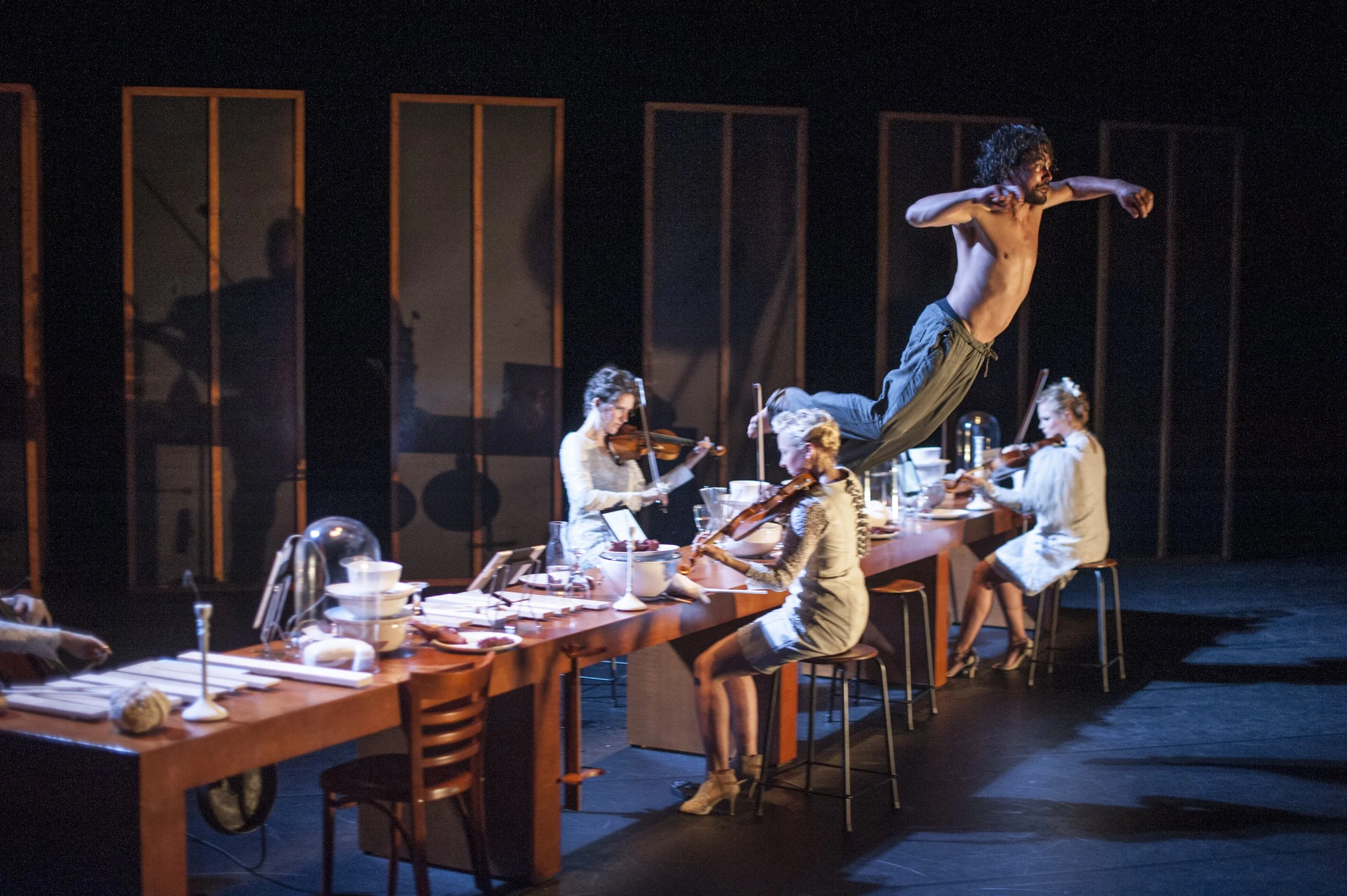 Comfortzone - theater 37.jpg