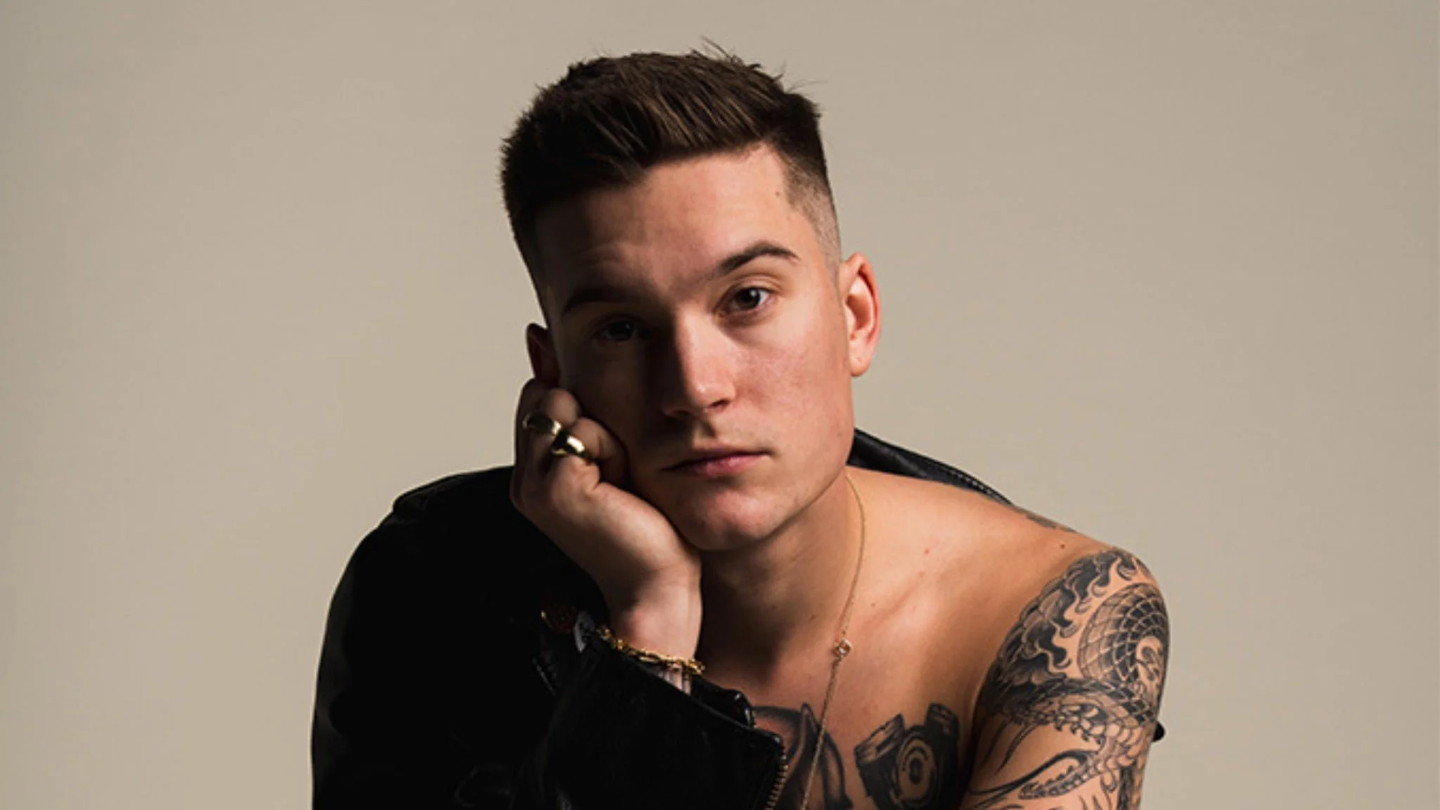 Portrait de Cameron Whitcomb.