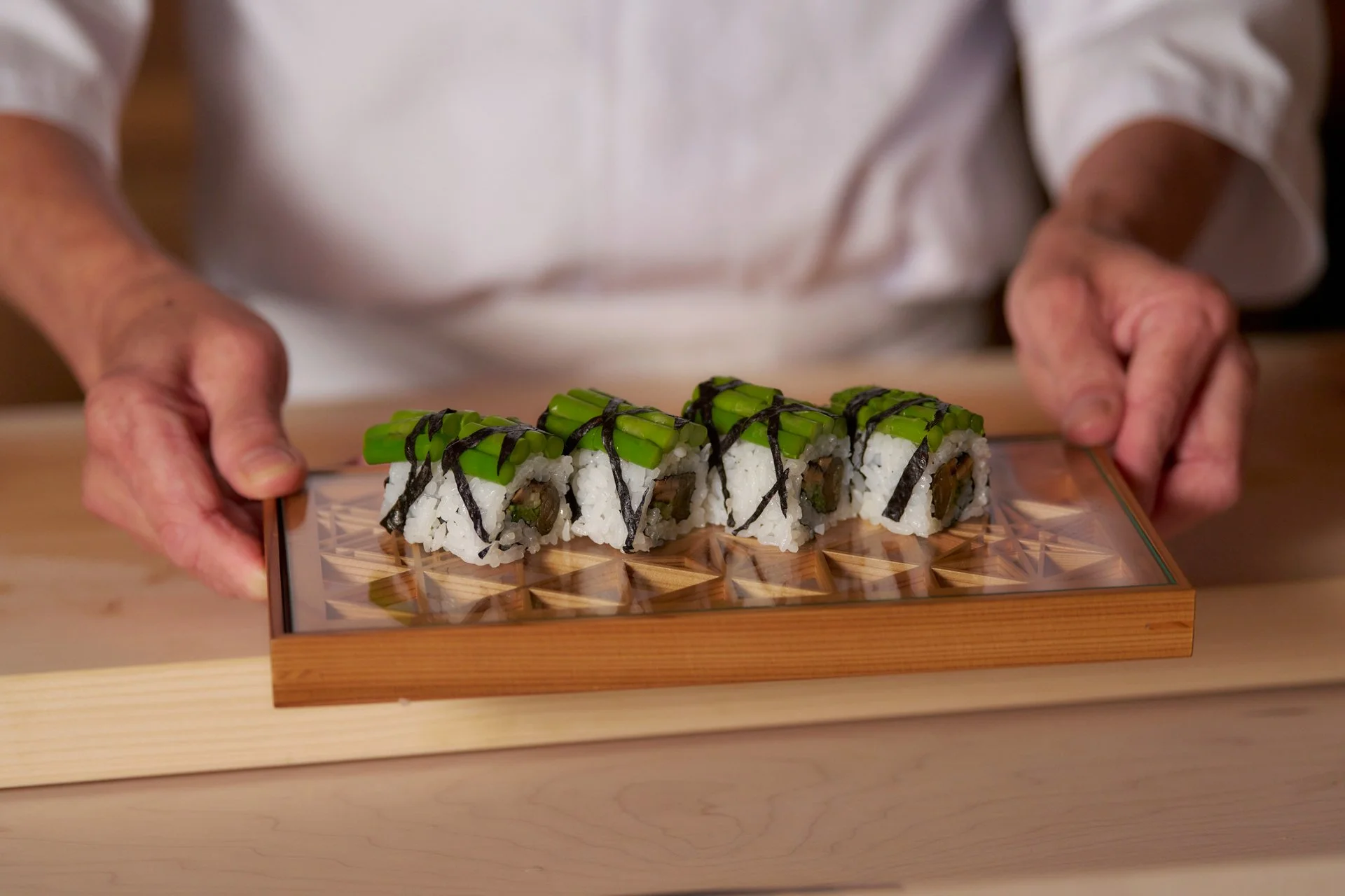 kumiko-room-sushi-05.jpg