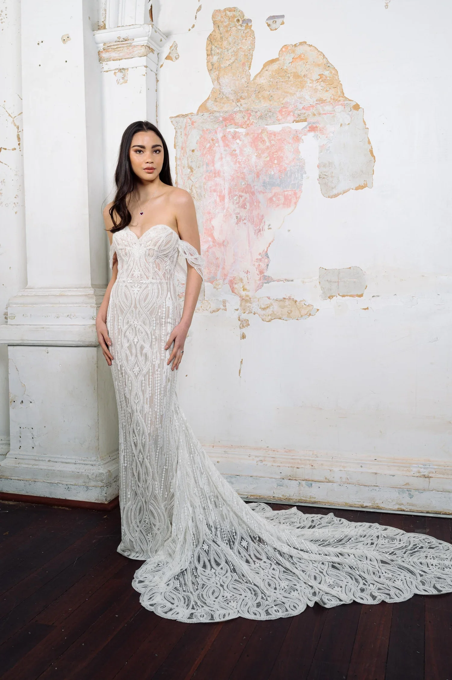 Elphine front.webp