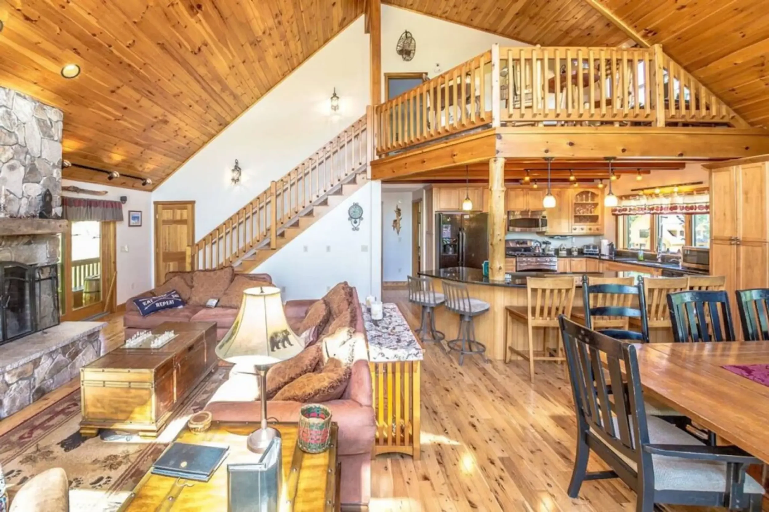 SKI COMMON AREA.webp