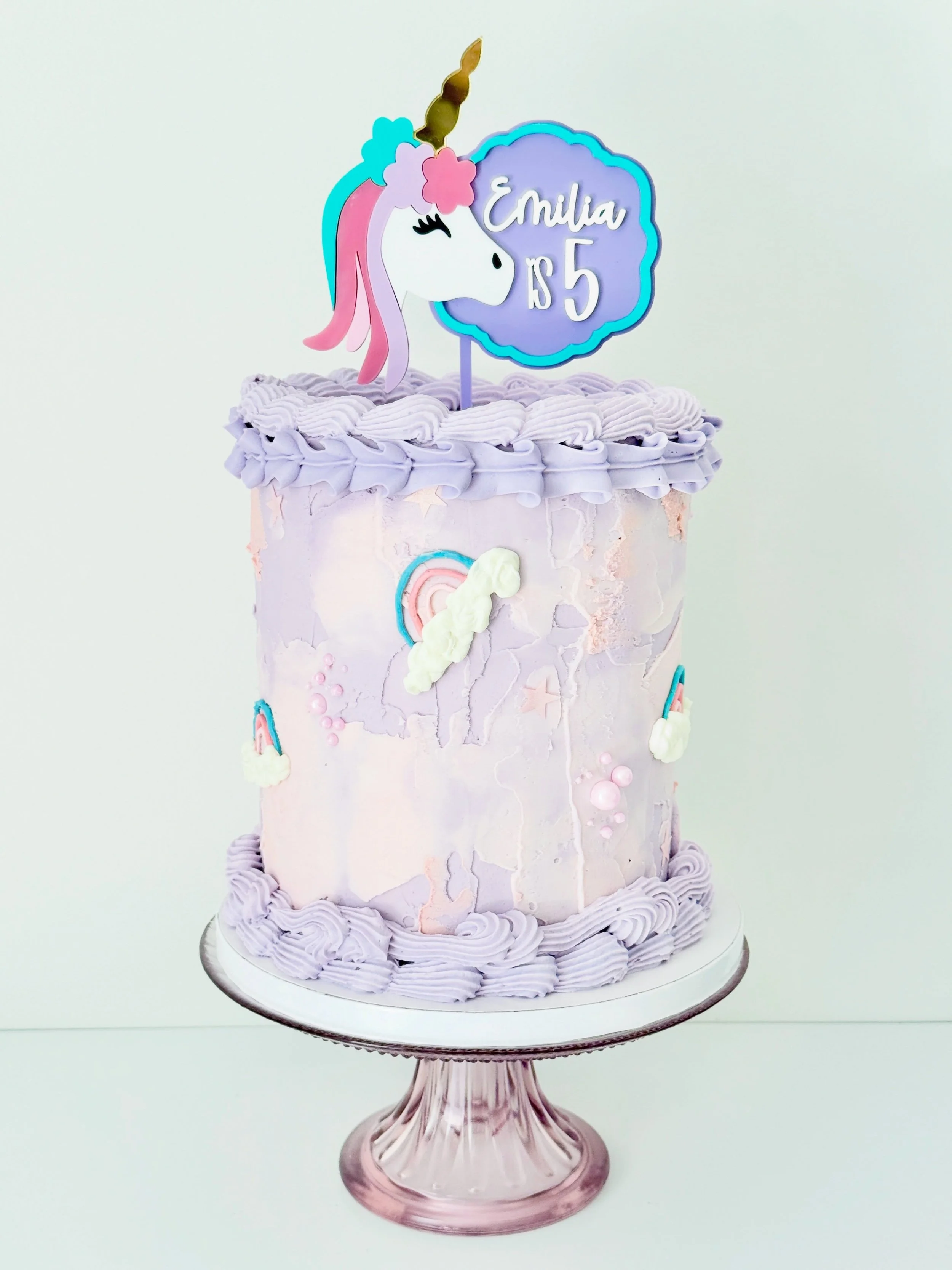 5 years of birthday cakes for this girly 🦄 

6&rdquo; funfetti cake with strawberry buttercream 

#unicorncake #unicornbirthdayparty #designercake #cakedesign #moderncake