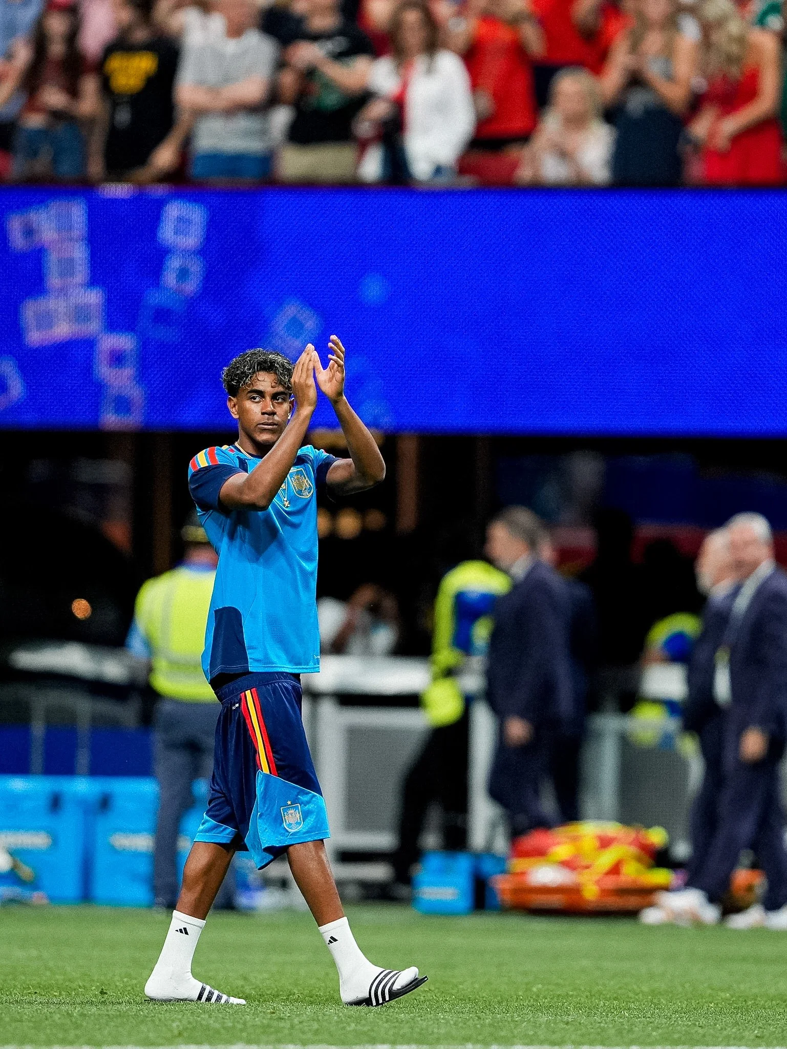 Spanish winger Lamine Yamal acknowledges the crowd as he walks off the pitch at Atlanta Stadium after a 2026 FIFA World Cup match