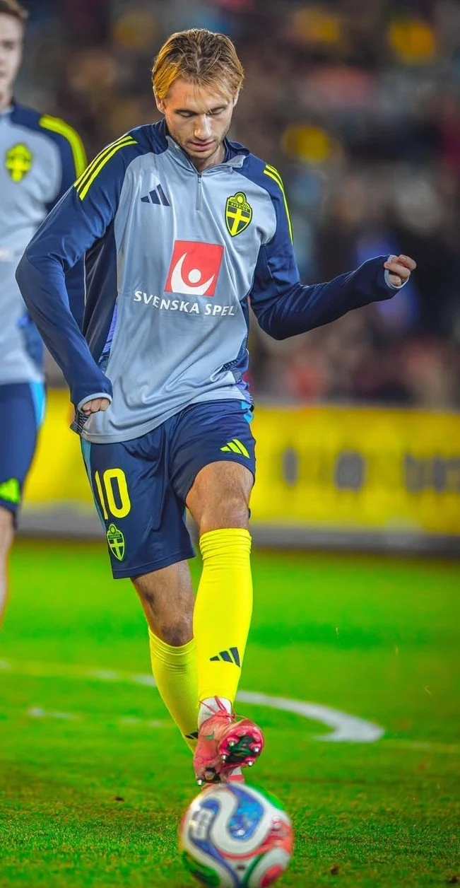 Sweden midfielder Benjamin Nygren warms up before a FIFA World Cup qualifier