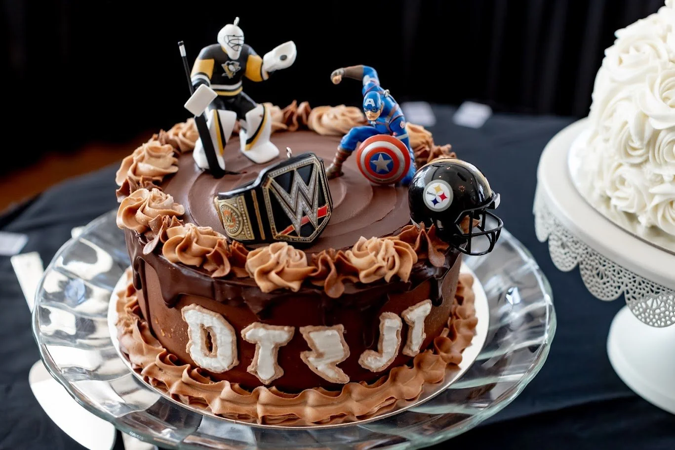 grooms cake.jpg