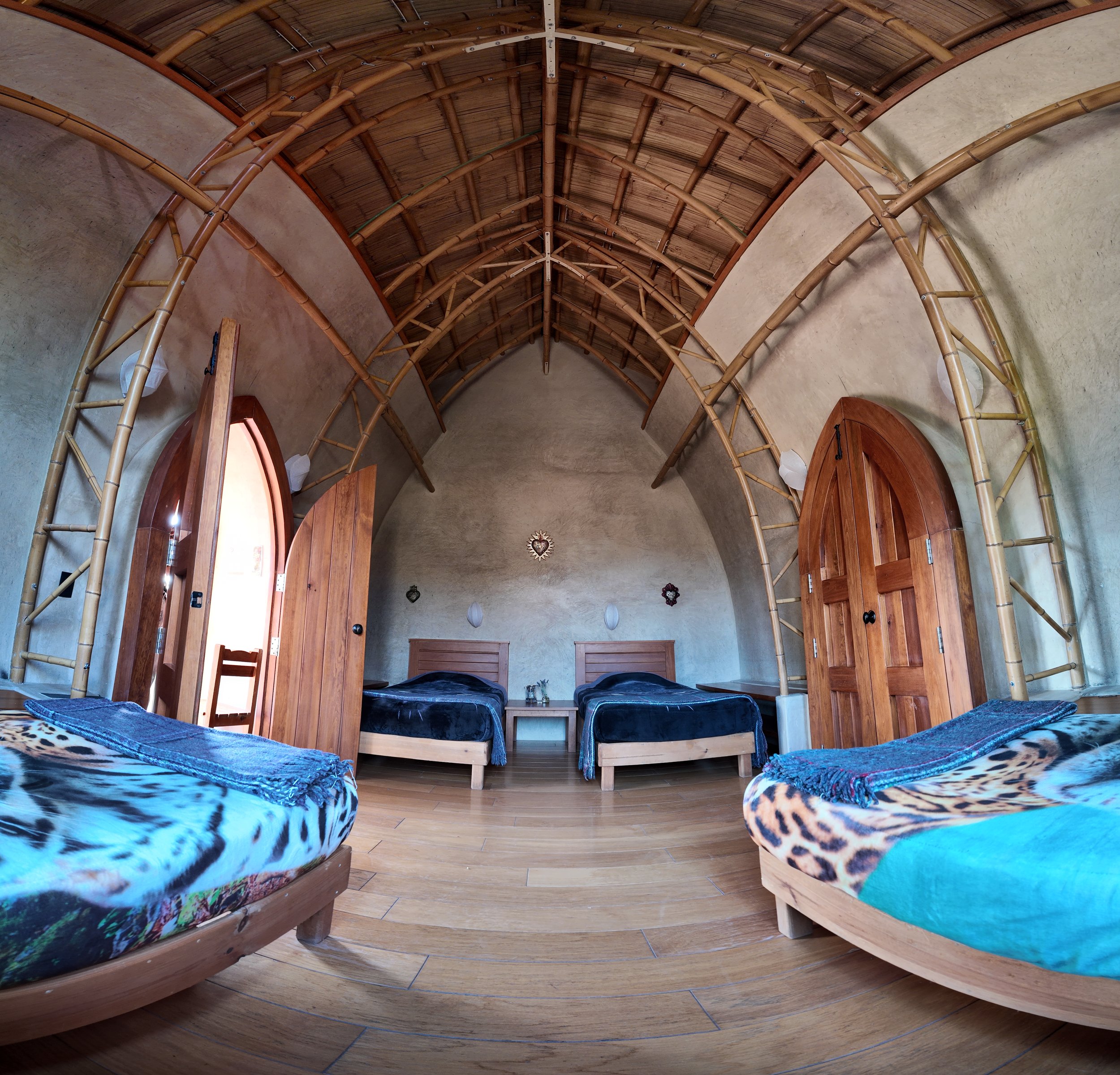 dainzu-interior-estancias-bioconstruccion-tierra-del-sol-oaxaca.jpg