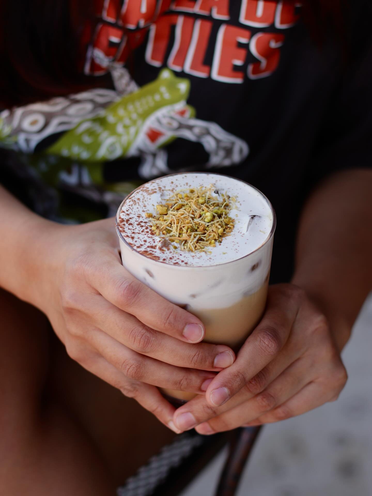 something about and in house chocolate pistachio sauce that makes all the problems go away 🤤🤤 #dubaichocolatelatte