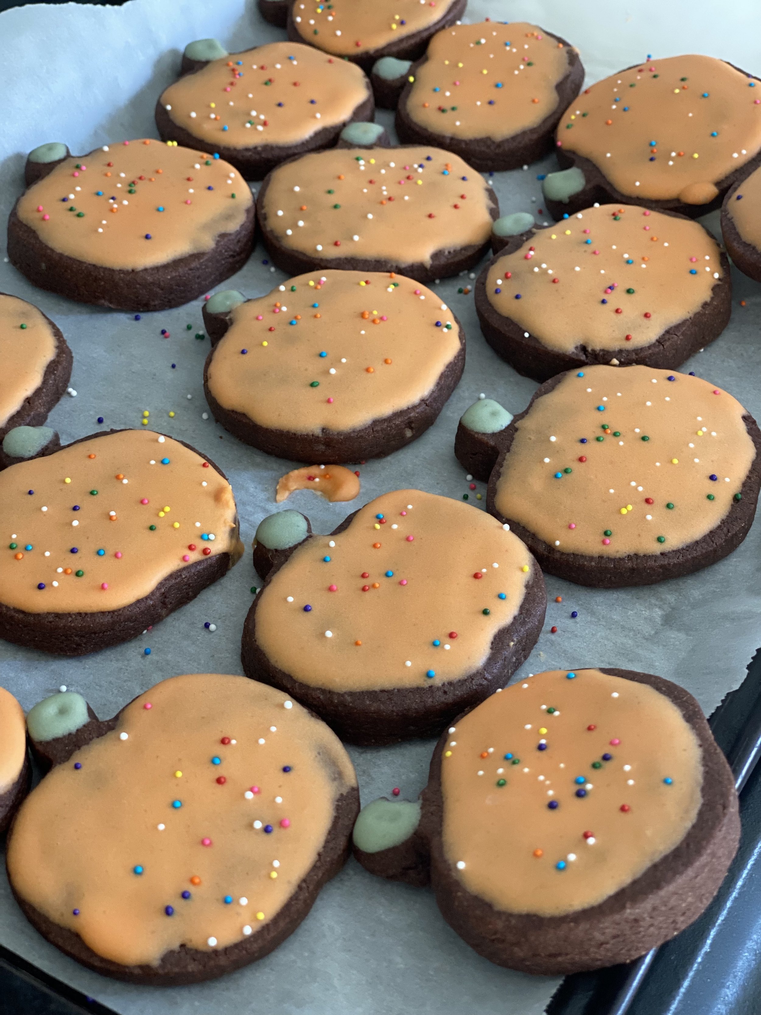 Chocolate Sugar Cookies a la Halloween