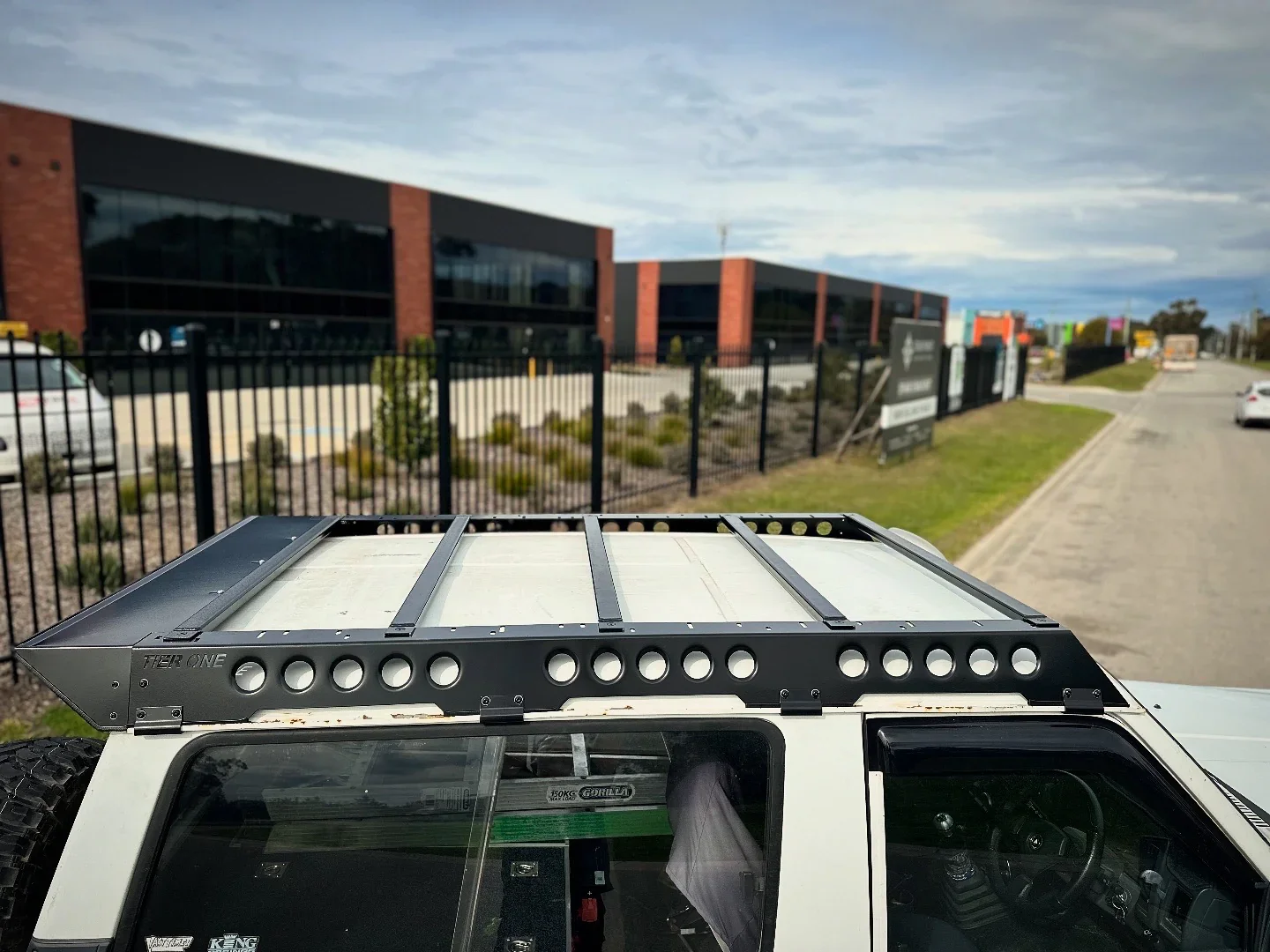 White with wing no.4.webp