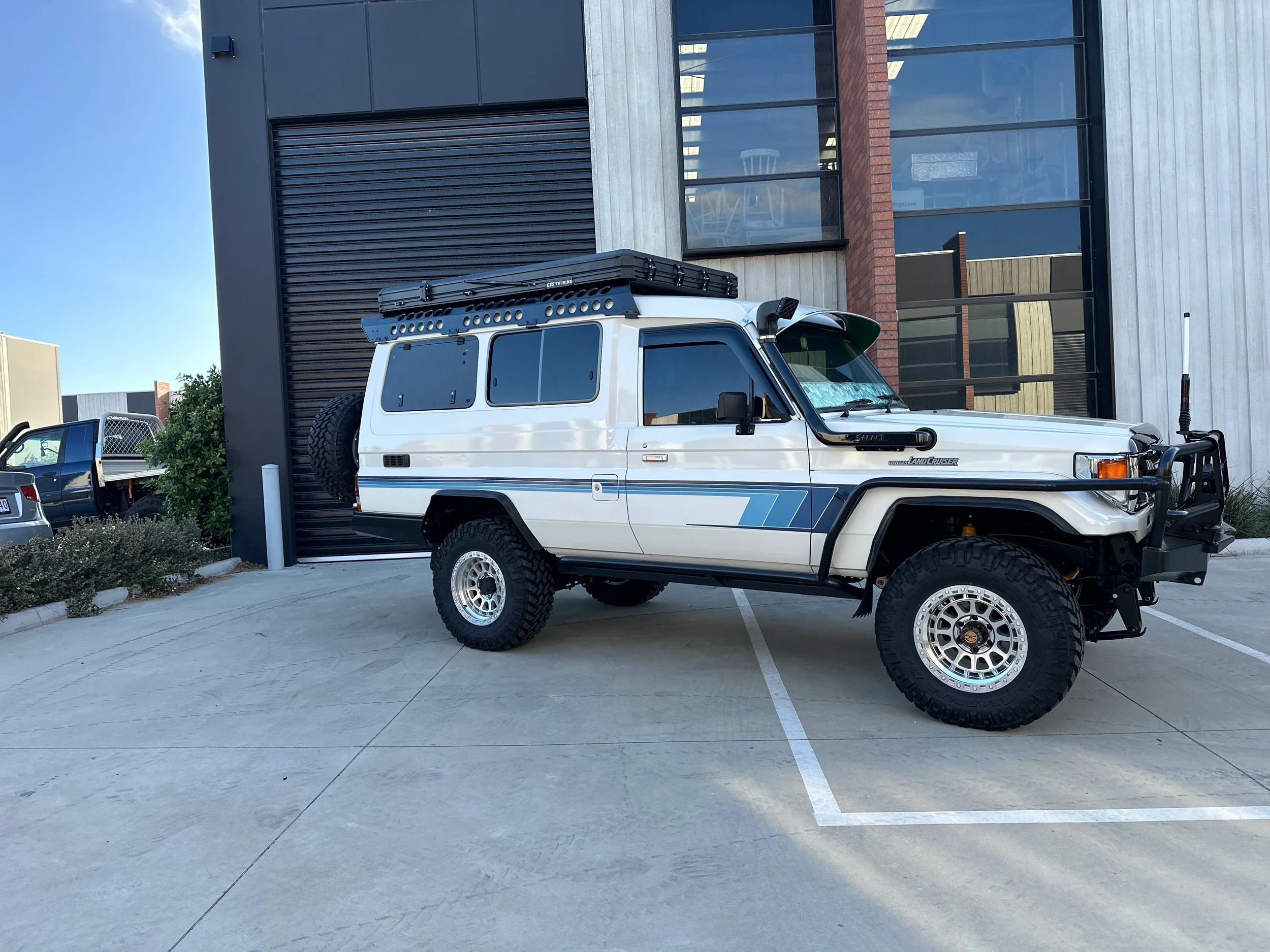 Toyota LandCruiser 78 Series (Troopy) Roof Rack (HPHD - Complete Kit)