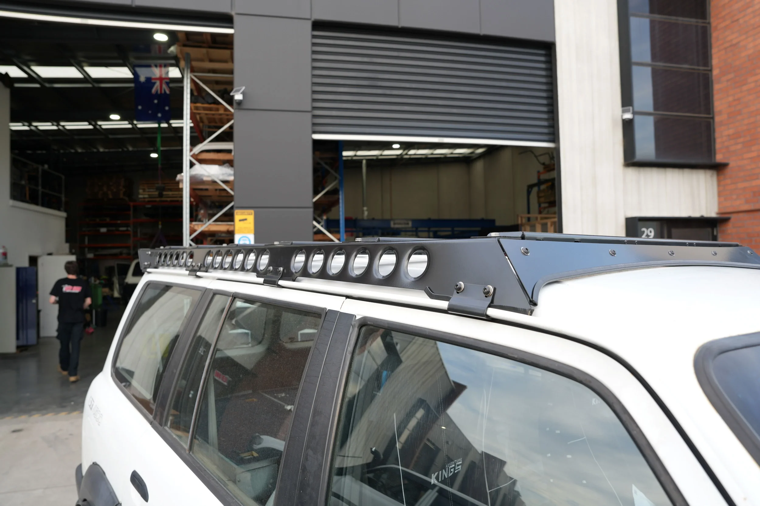 White Gu with Wind Deflector no.4.webp