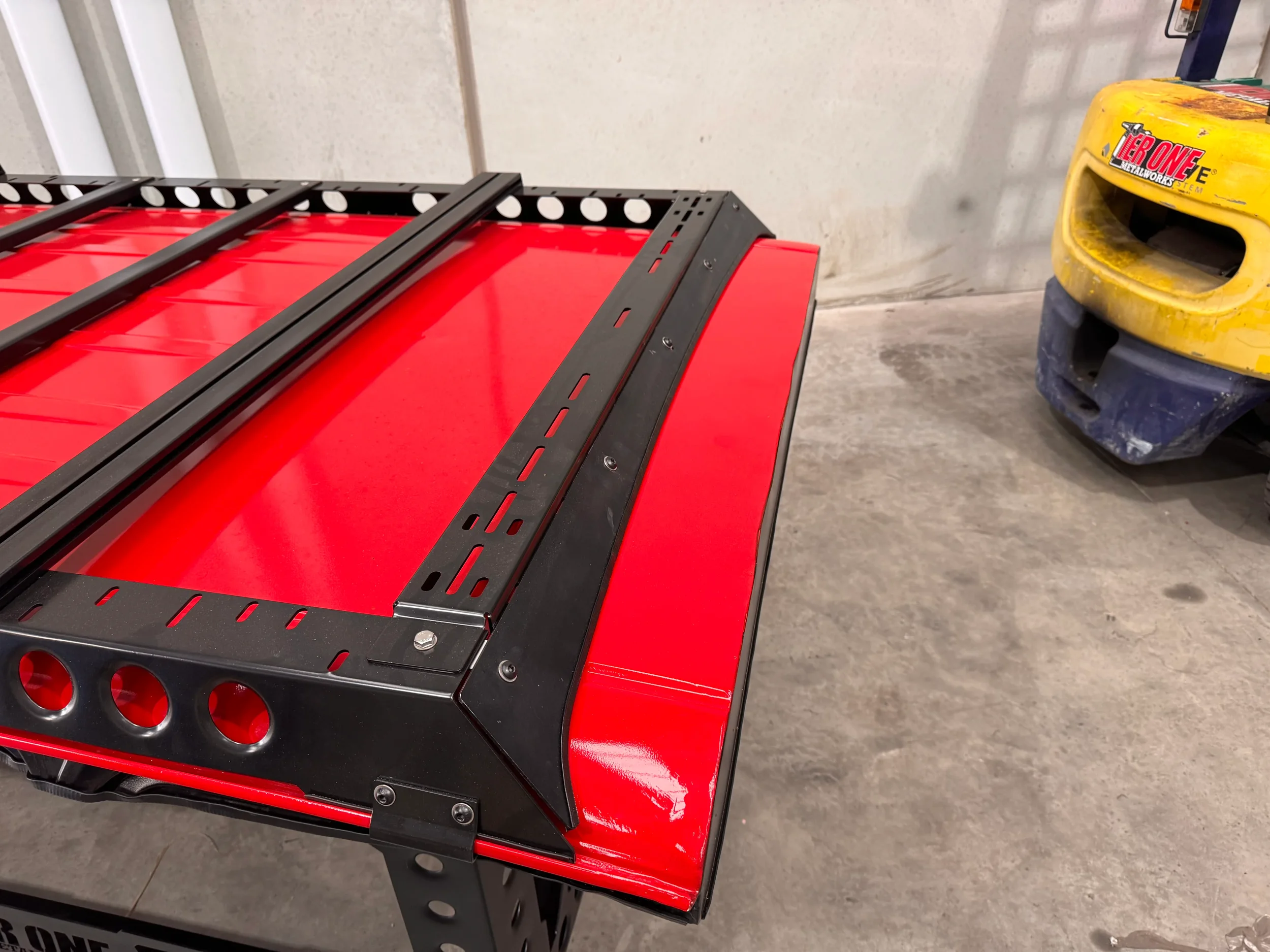 Red GU with Wind Deflector no.3.webp