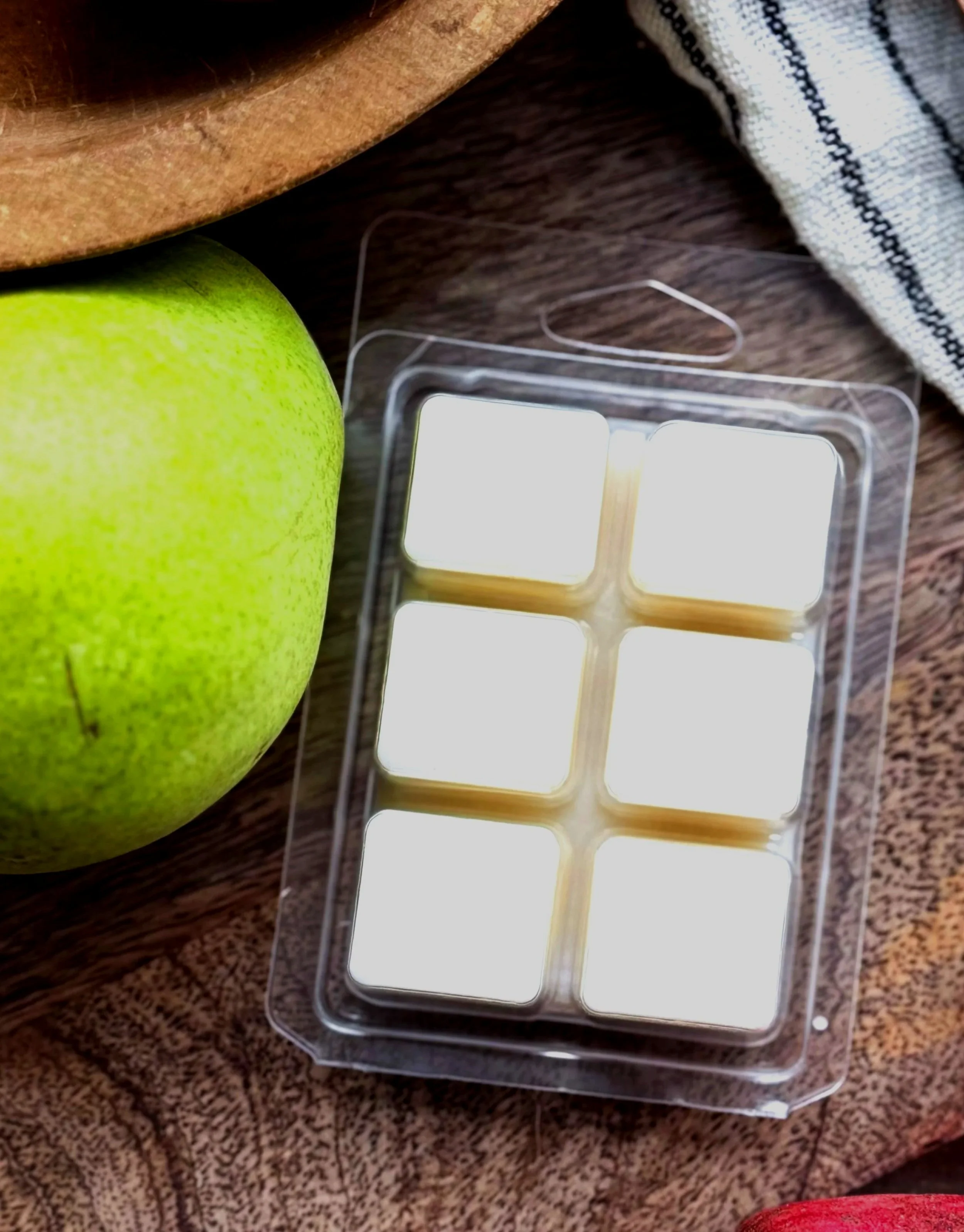 backside - Evening Orchard - pear, tart apple wax melt