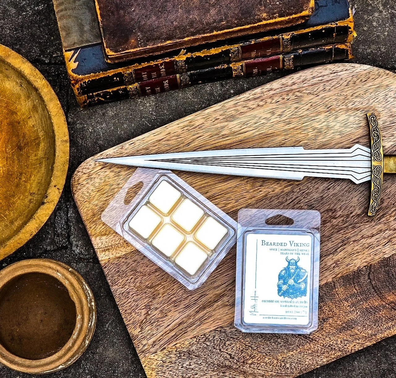 spice mahogany musk wax melt