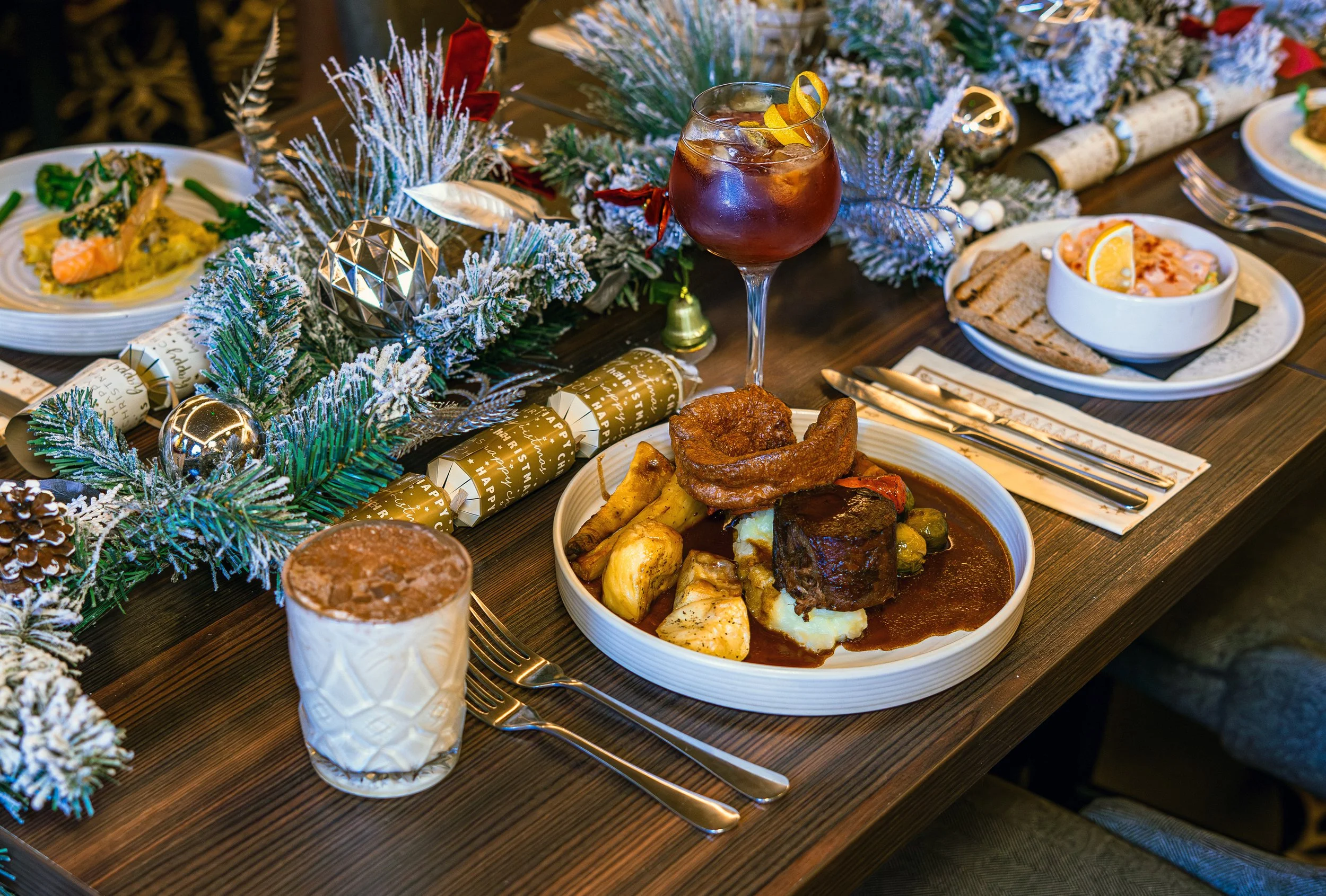 Festive dining-8 (1).jpg