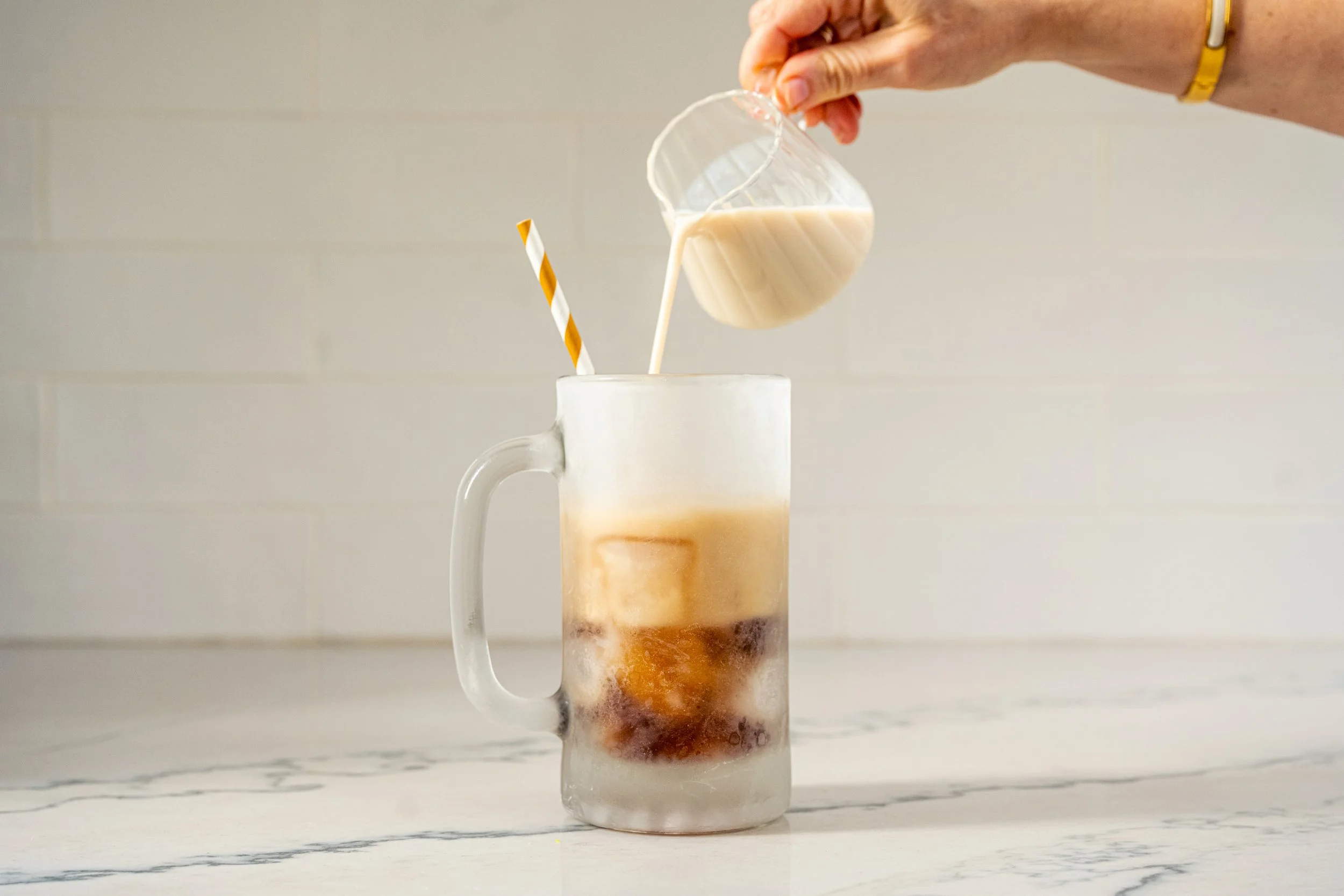 QuickandEasyRootBeerFloat-7.jpg