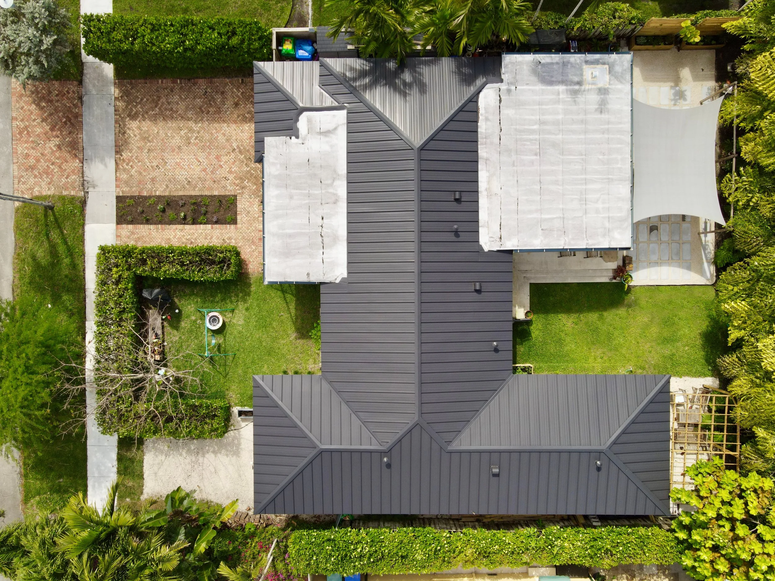 ExteriorDrone_03.jpg