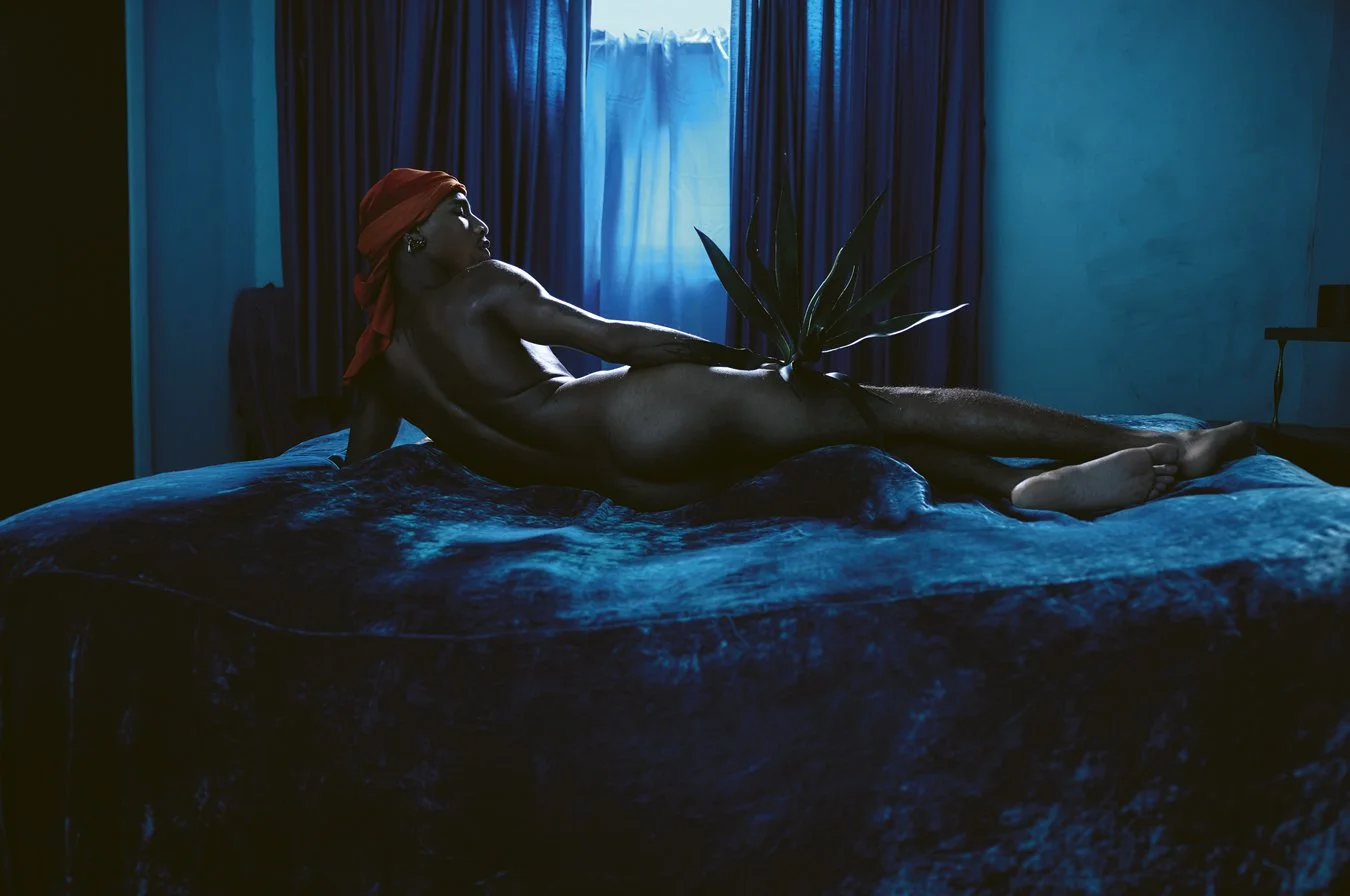 06_ManII-02_COV4_MickaleneThomas_RaphaelHirsch_02.jpg