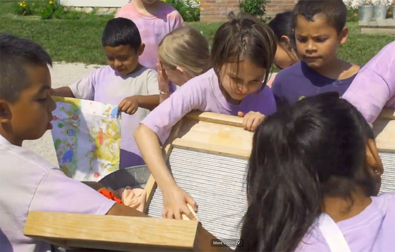 Kids on a field trip in Shawnee Town