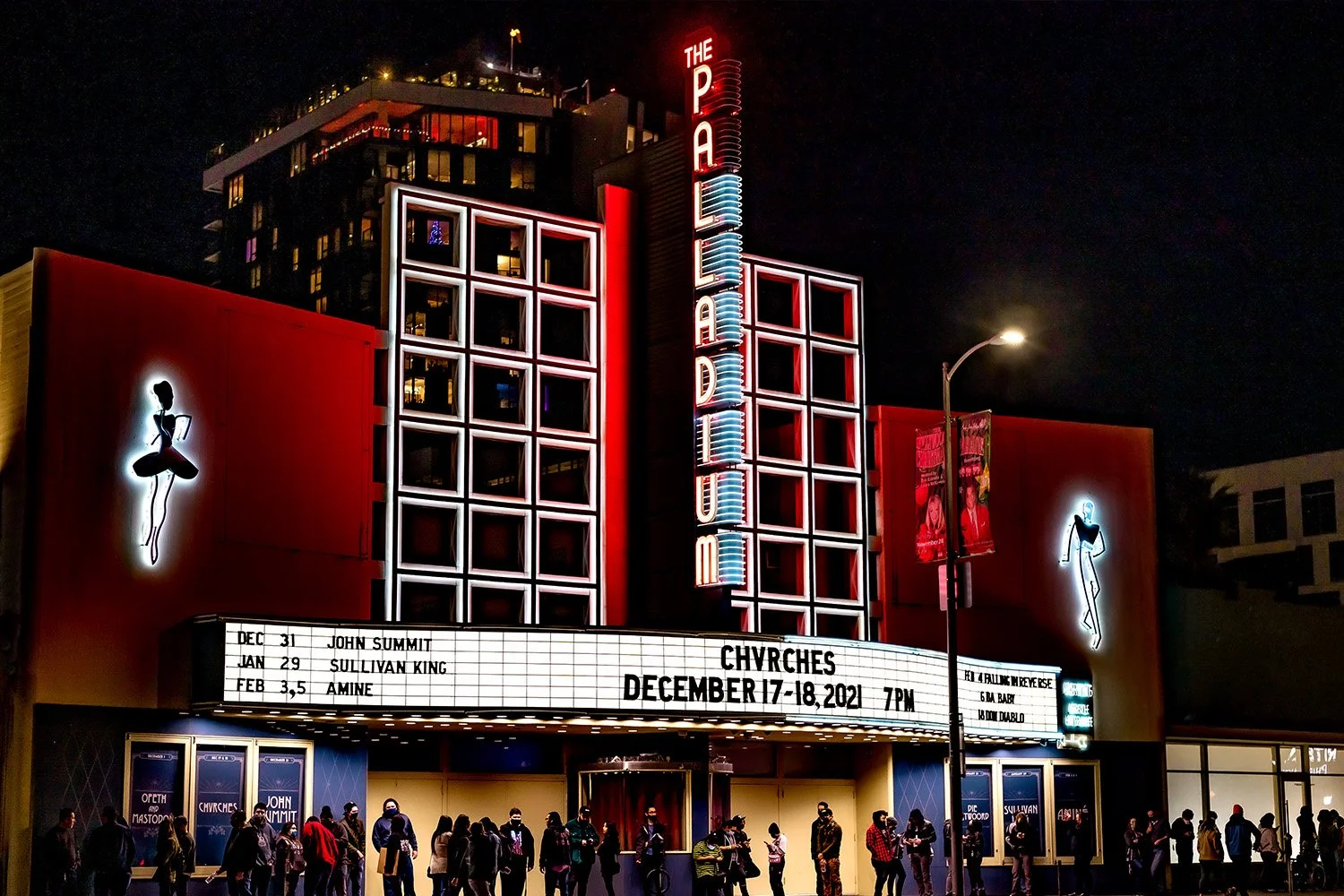 venues known for loud volume - hollywood palladium