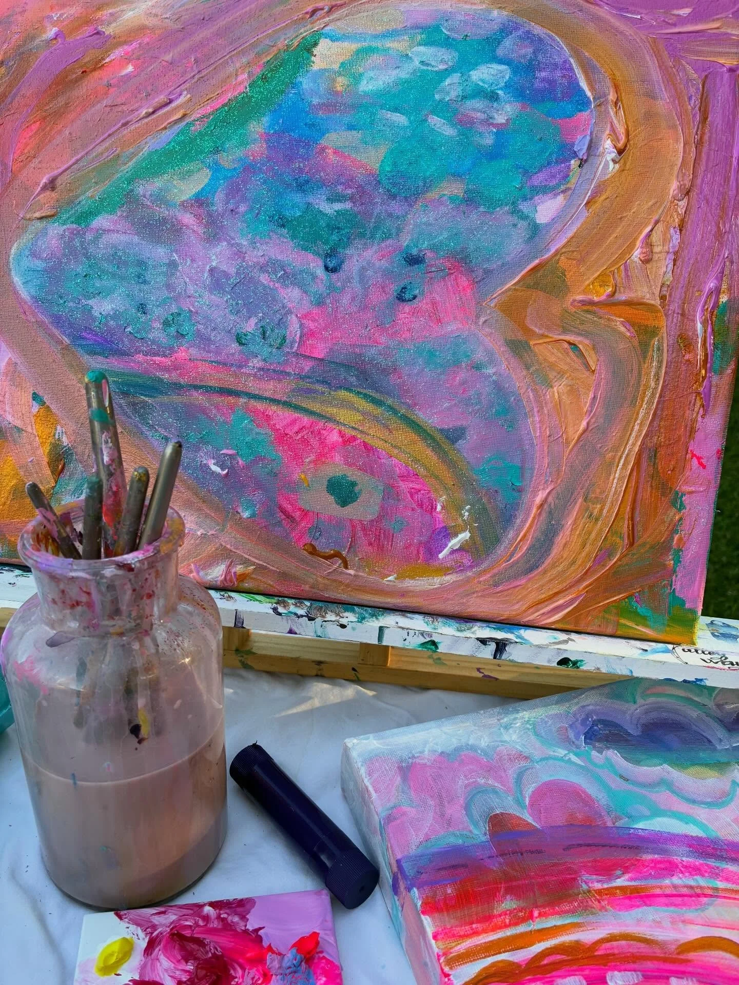 ✨THIS WEEKEND✨
There are only 2 tickets left for our Paint With Mum workshop for Mothers Day this weekend.

This Mother&rsquo;s Day, celebrate with some creative time together. Making memories and art. 

🎨PAINT WITH MUM
Saturday 9 May &middot; 3&nda
