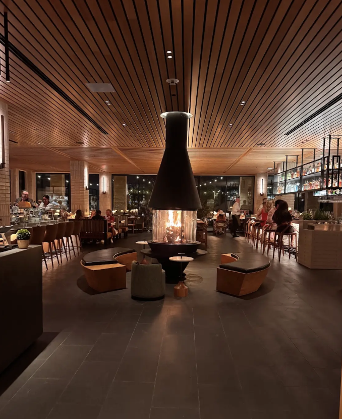 Gianna's Gem Sexy Property Spotlight: Appellation Healdsburg