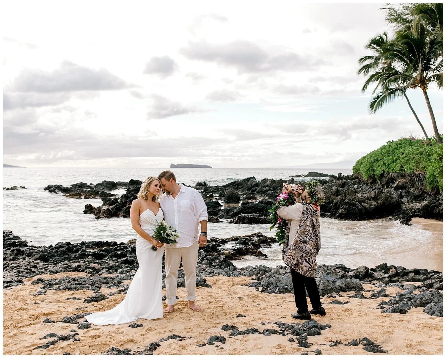 Chic Makena Cove Elopement_0002.jpg