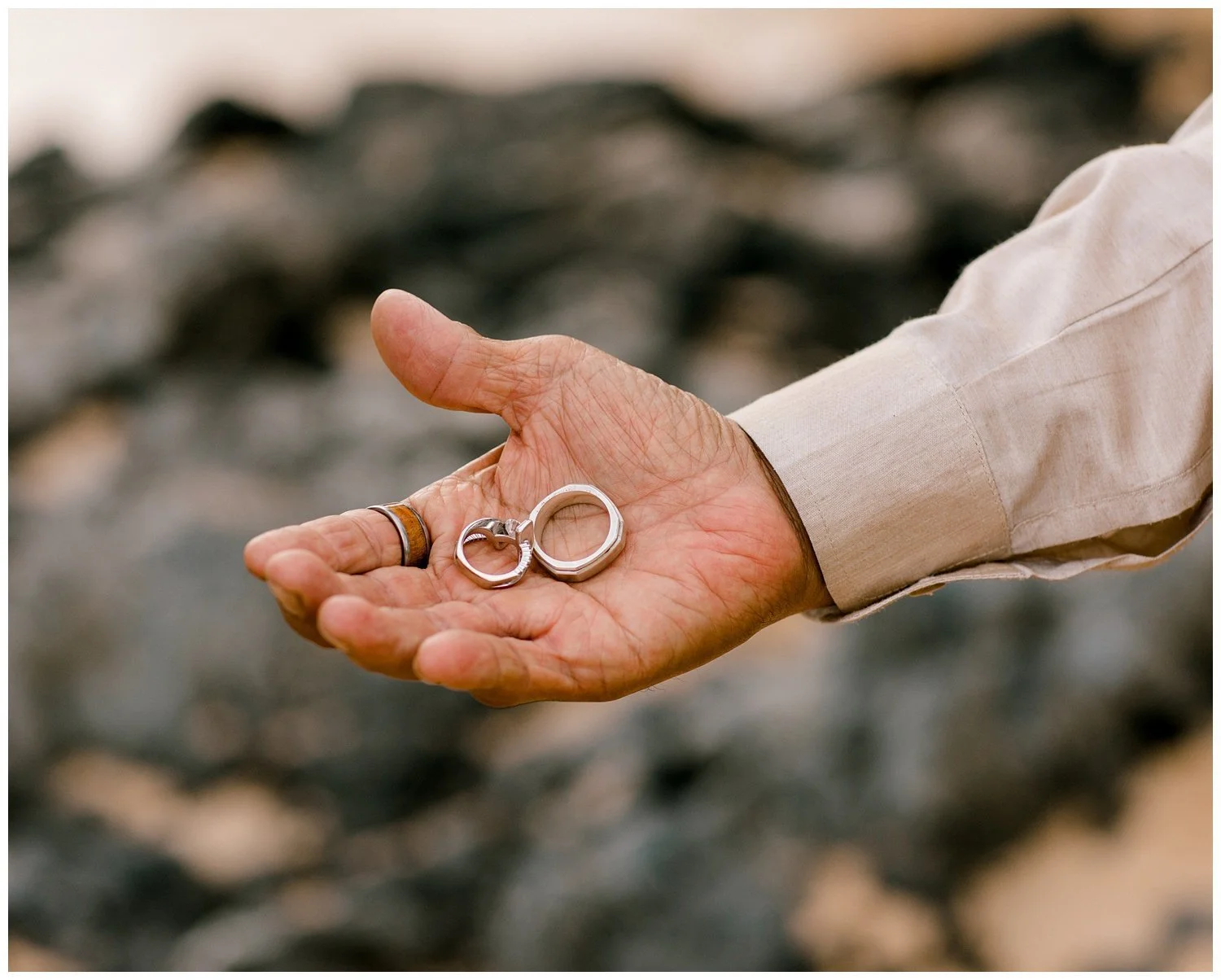 Chic Makena Cove Elopement_0017.jpg