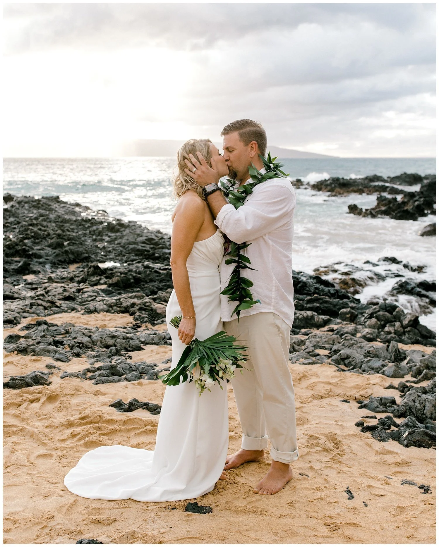 Chic Makena Cove Elopement_0030.jpg