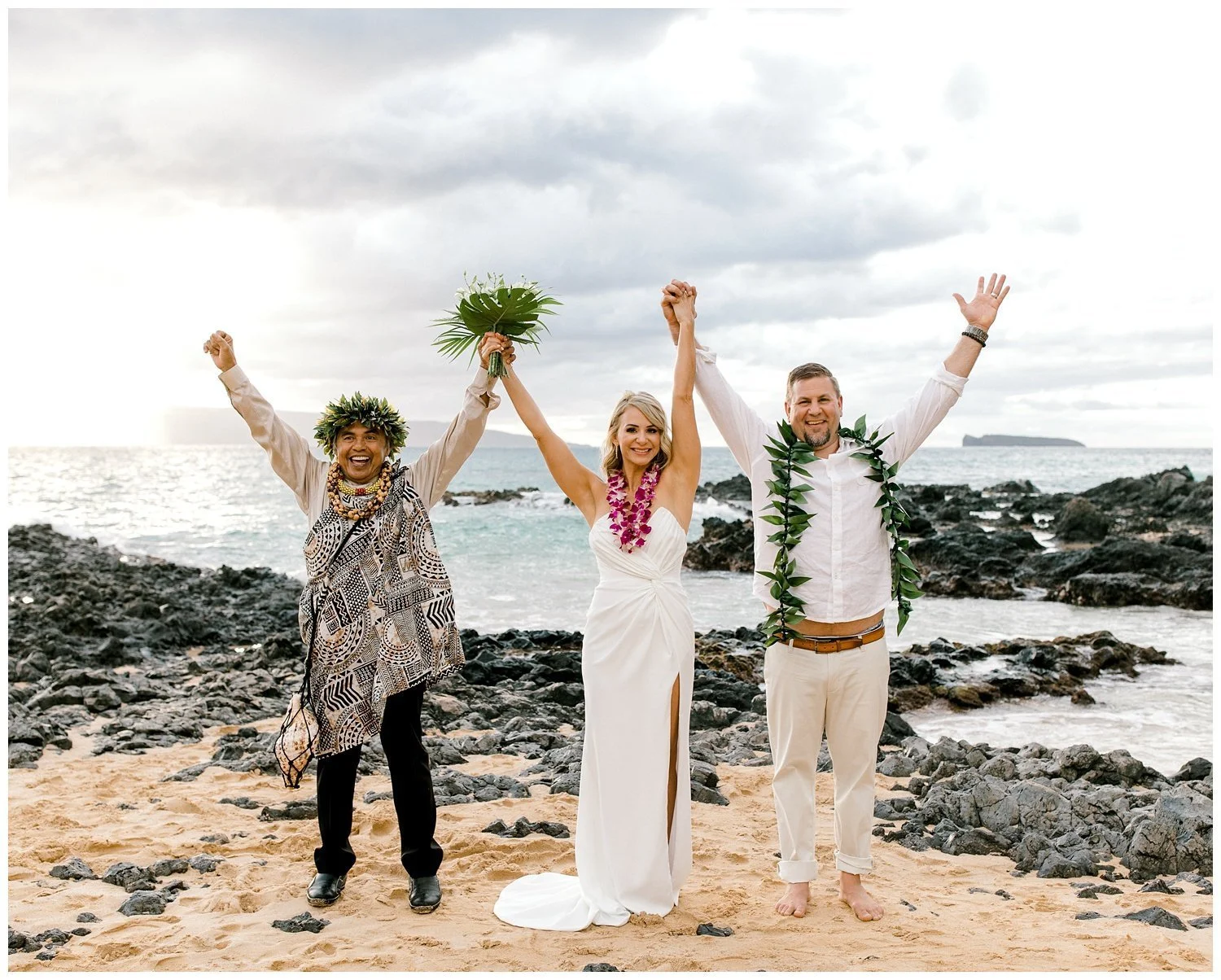Chic Makena Cove Elopement_0032.jpg