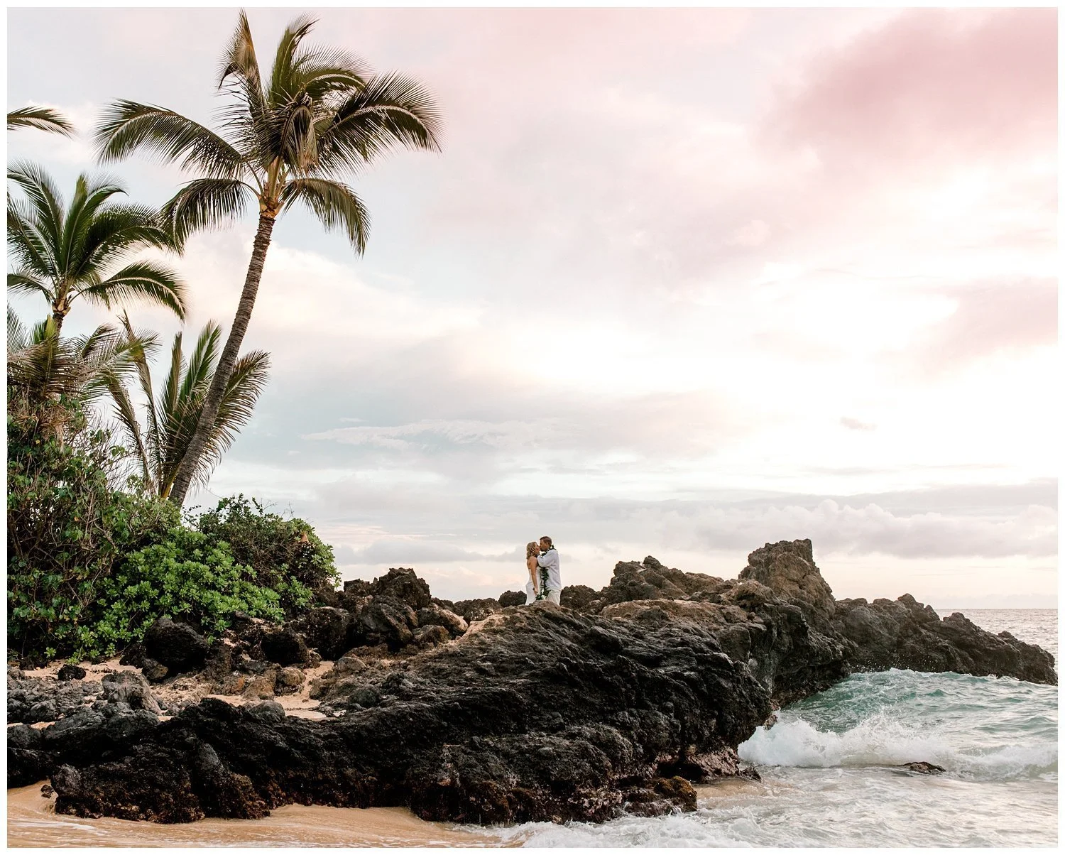 Chic Makena Cove Elopement_0099.jpg