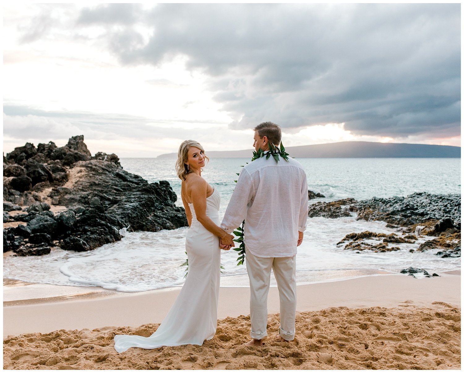 Chic Makena Cove Elopement_0101.jpg