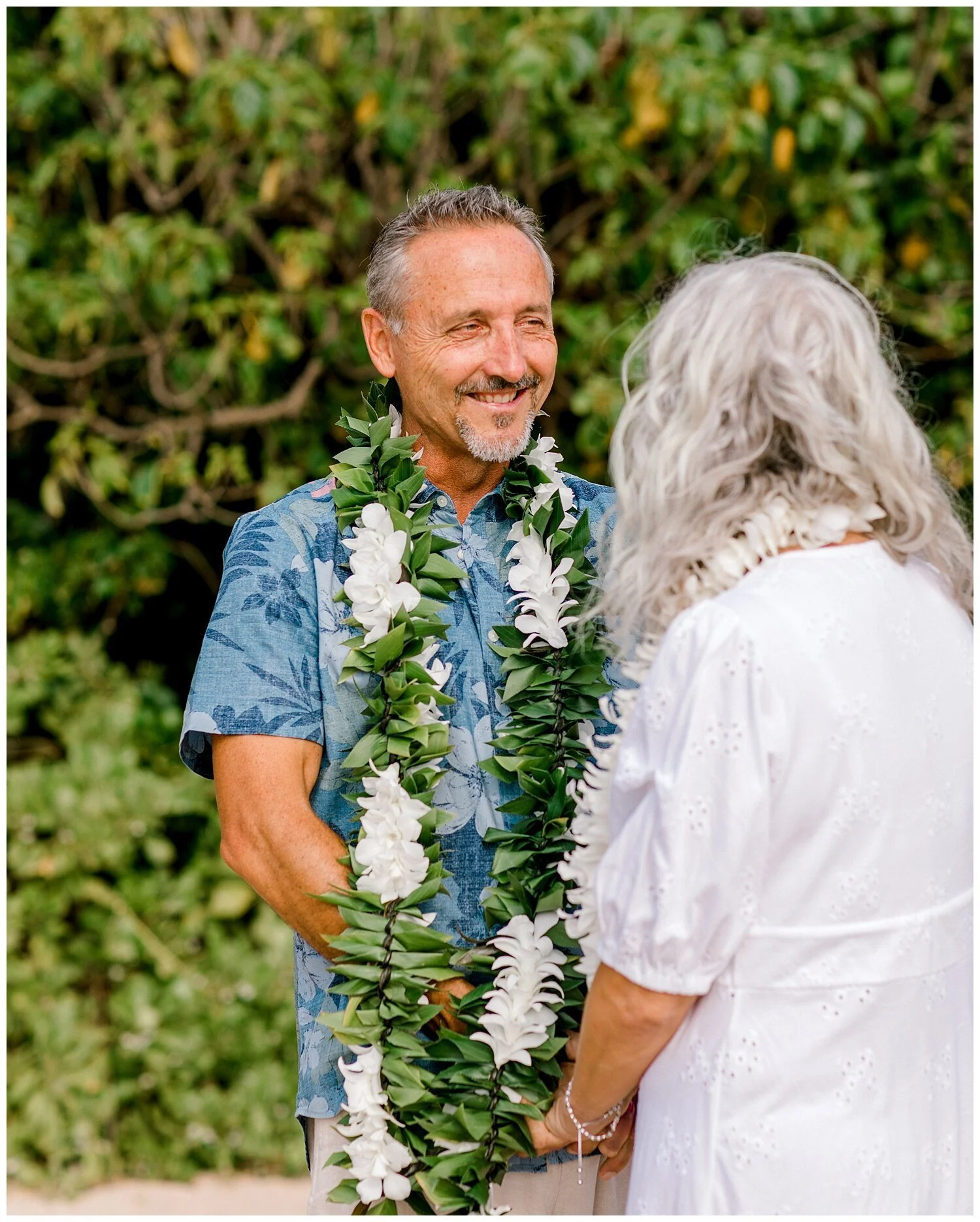 Joyous Palauea Beach Elopement_0011.jpg