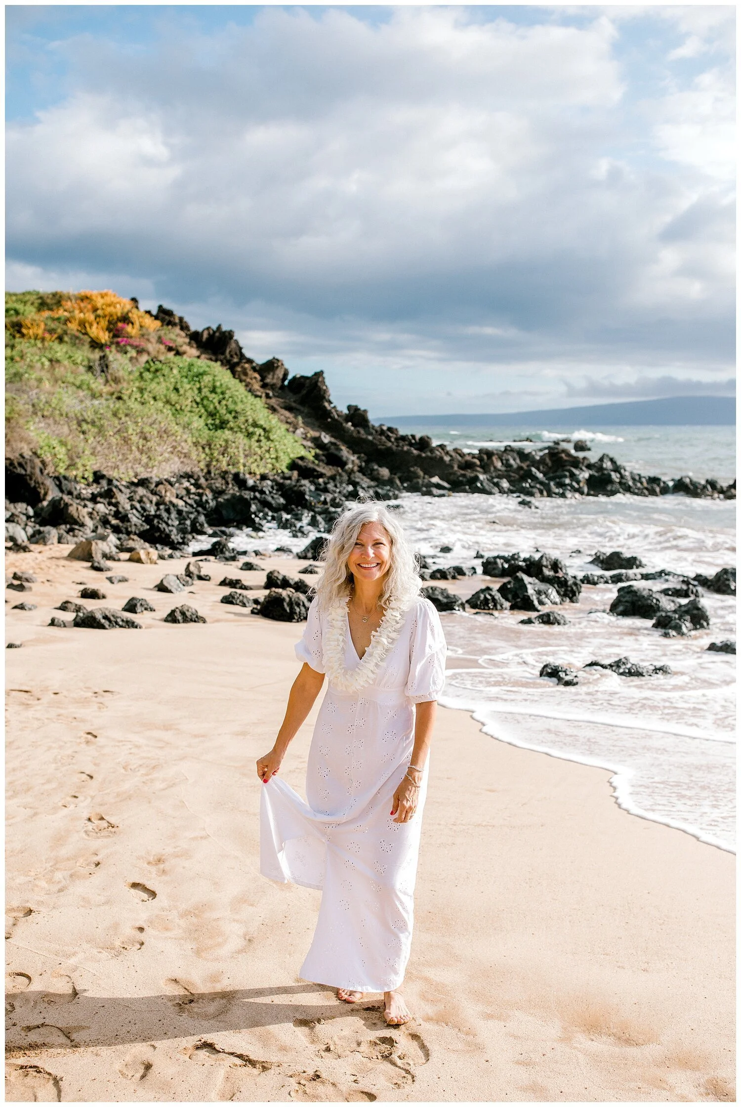 Joyous Palauea Beach Elopement_0047.jpg