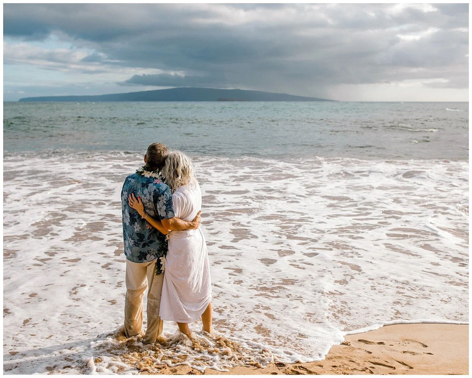 Joyous Palauea Beach Elopement_0091.jpg